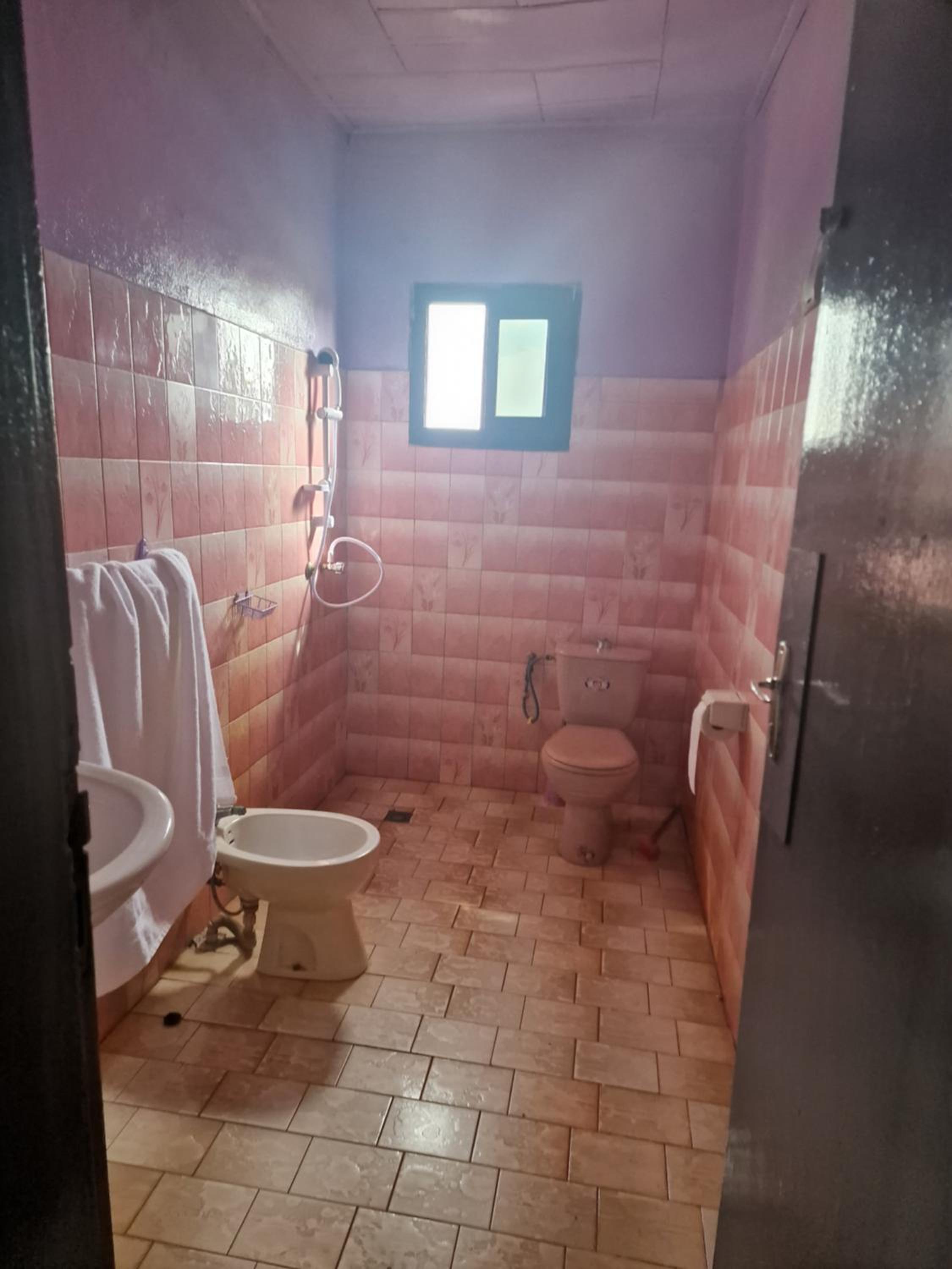 Bel Appartement 2 chambres meublé à Bafoussam