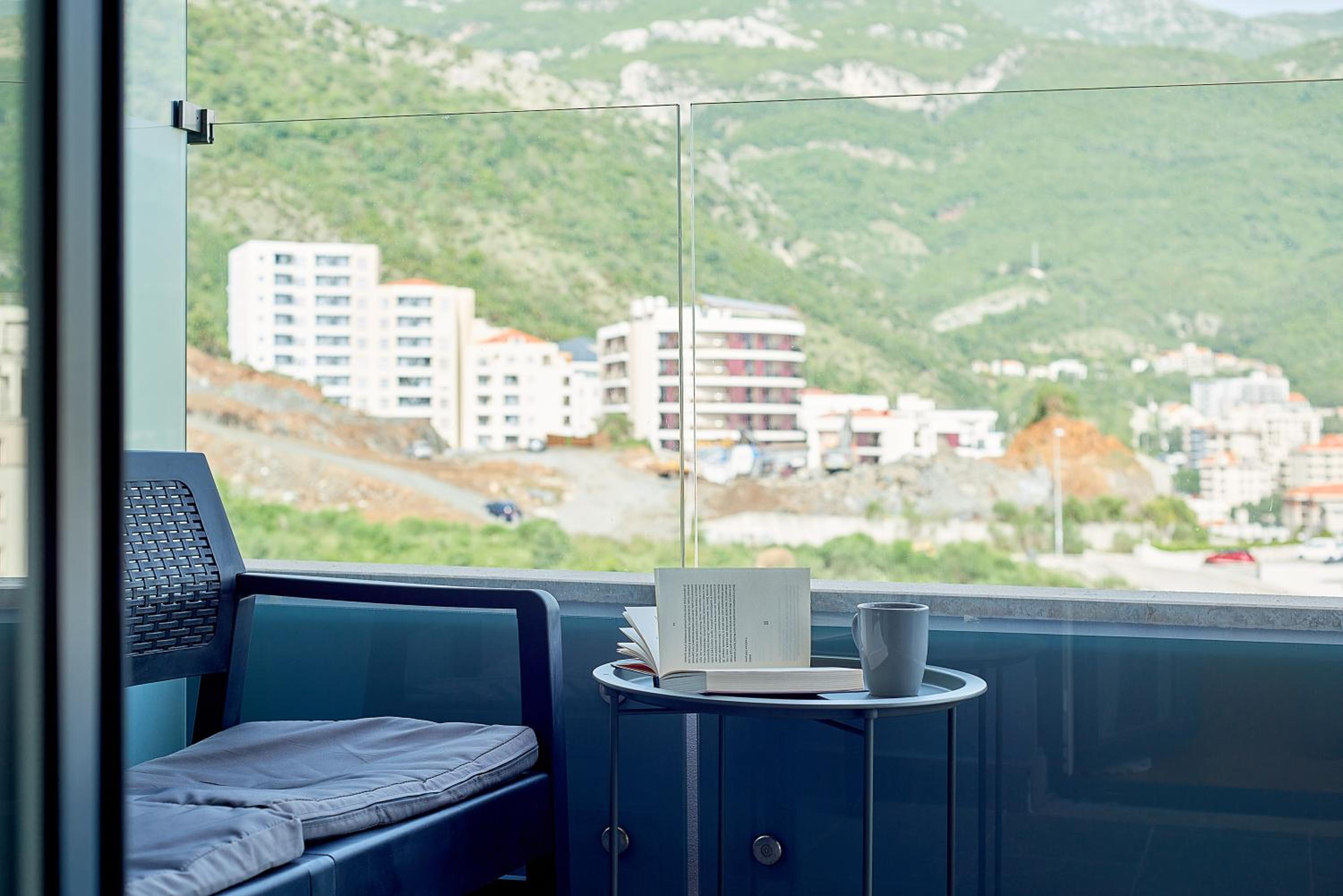 Skyline resort