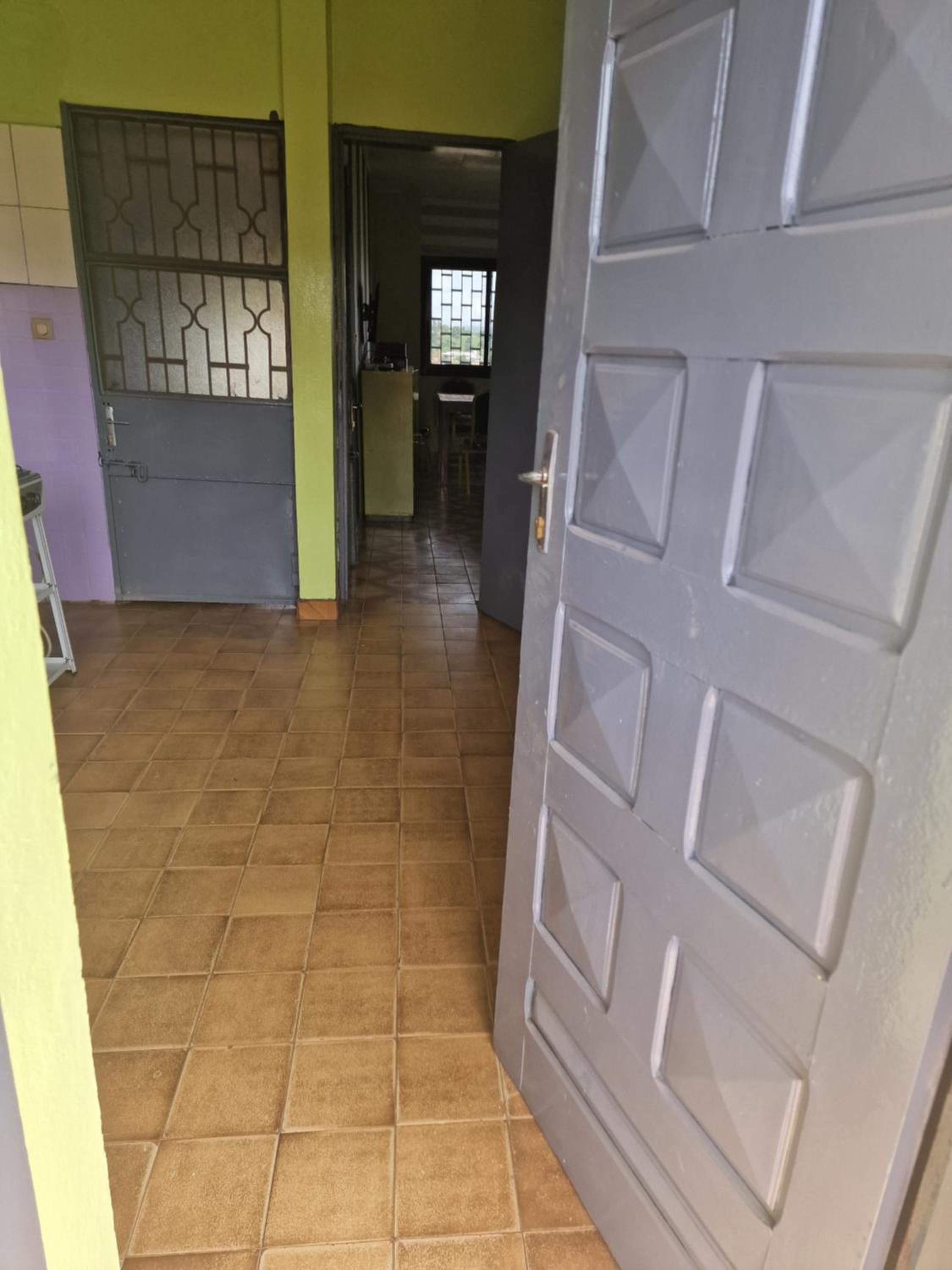 Bel Appartement 2 chambres meublé à Bafoussam