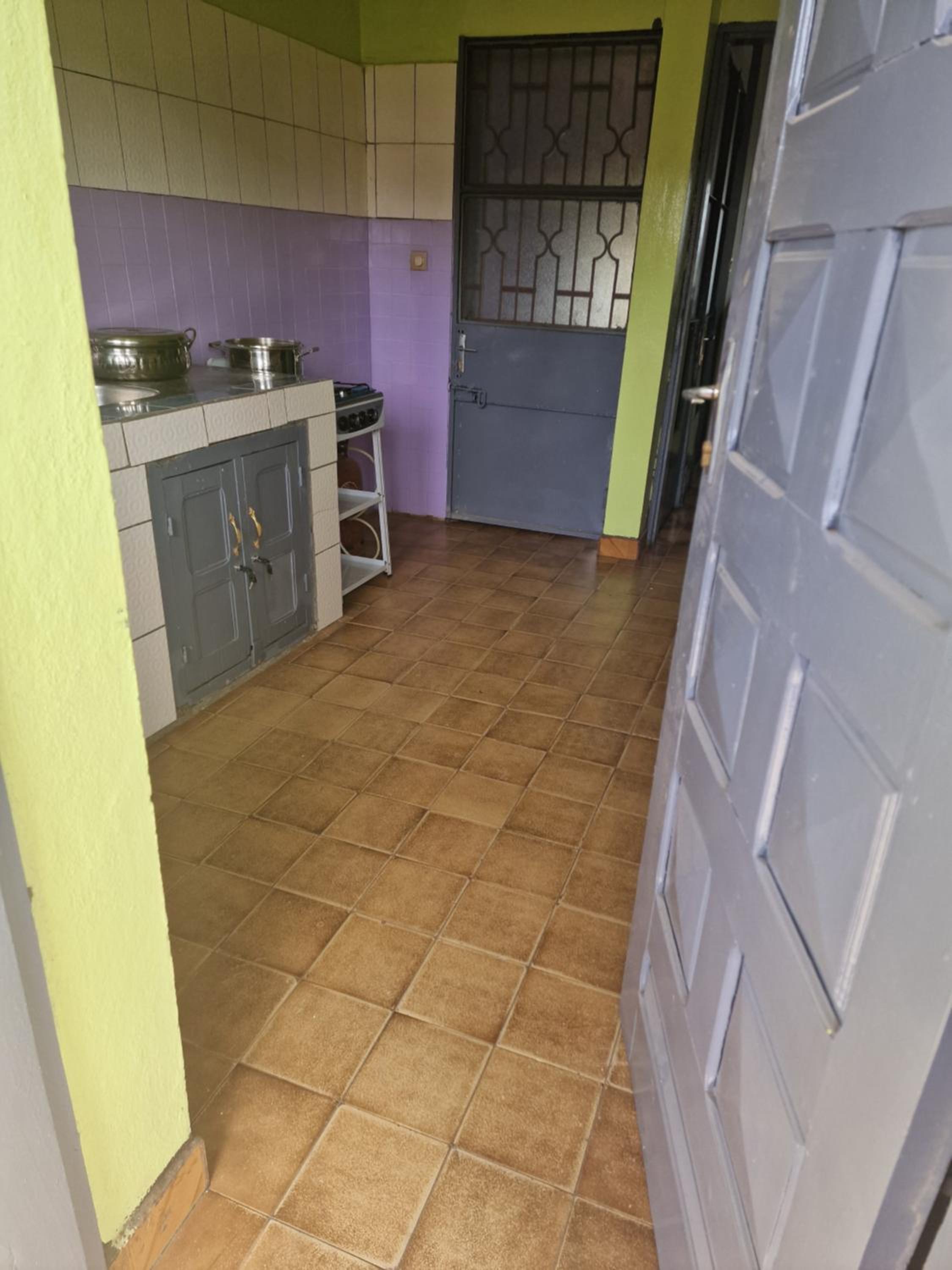 Bel Appartement 2 chambres meublé à Bafoussam