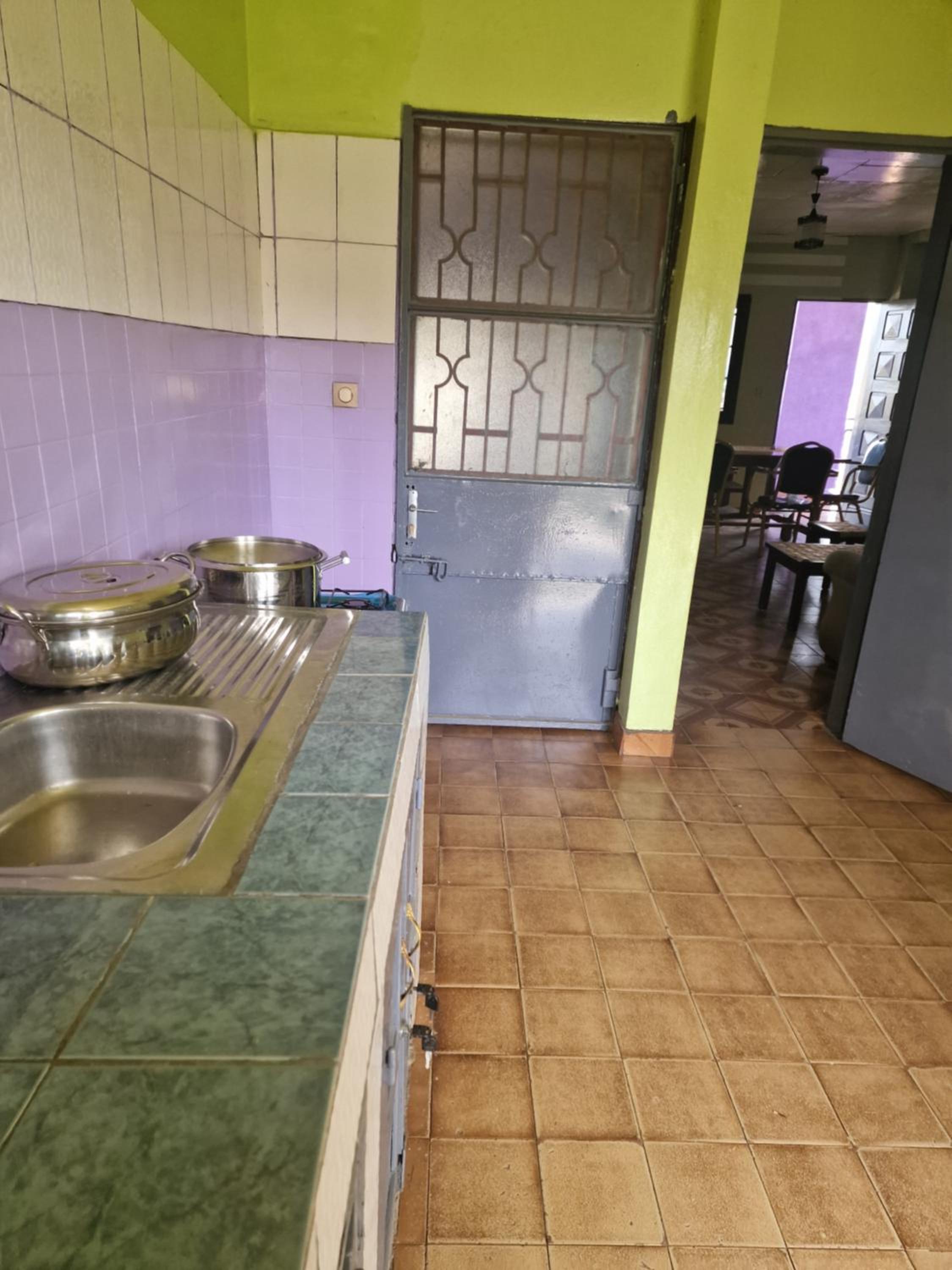 Bel Appartement 2 chambres meublé à Bafoussam