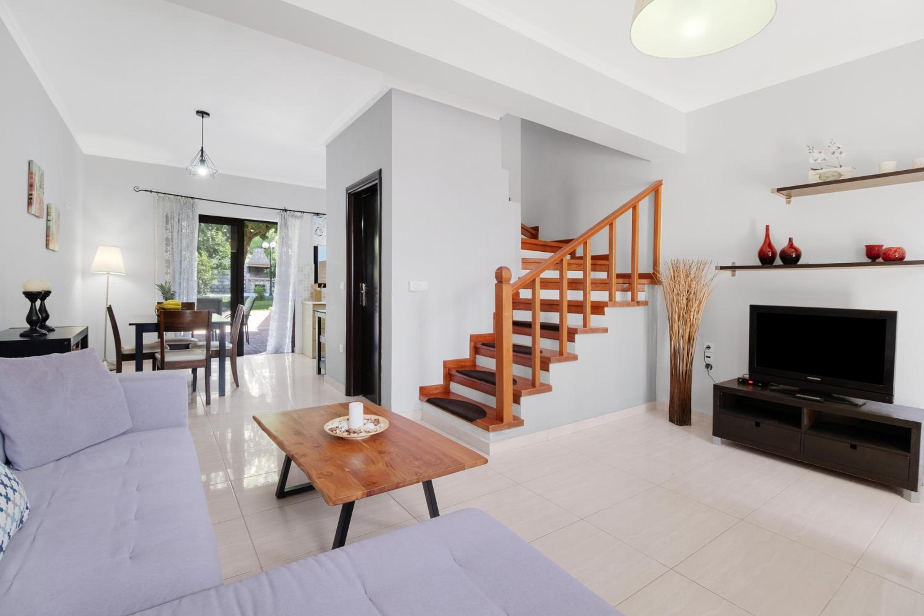 Villa prolithia 1