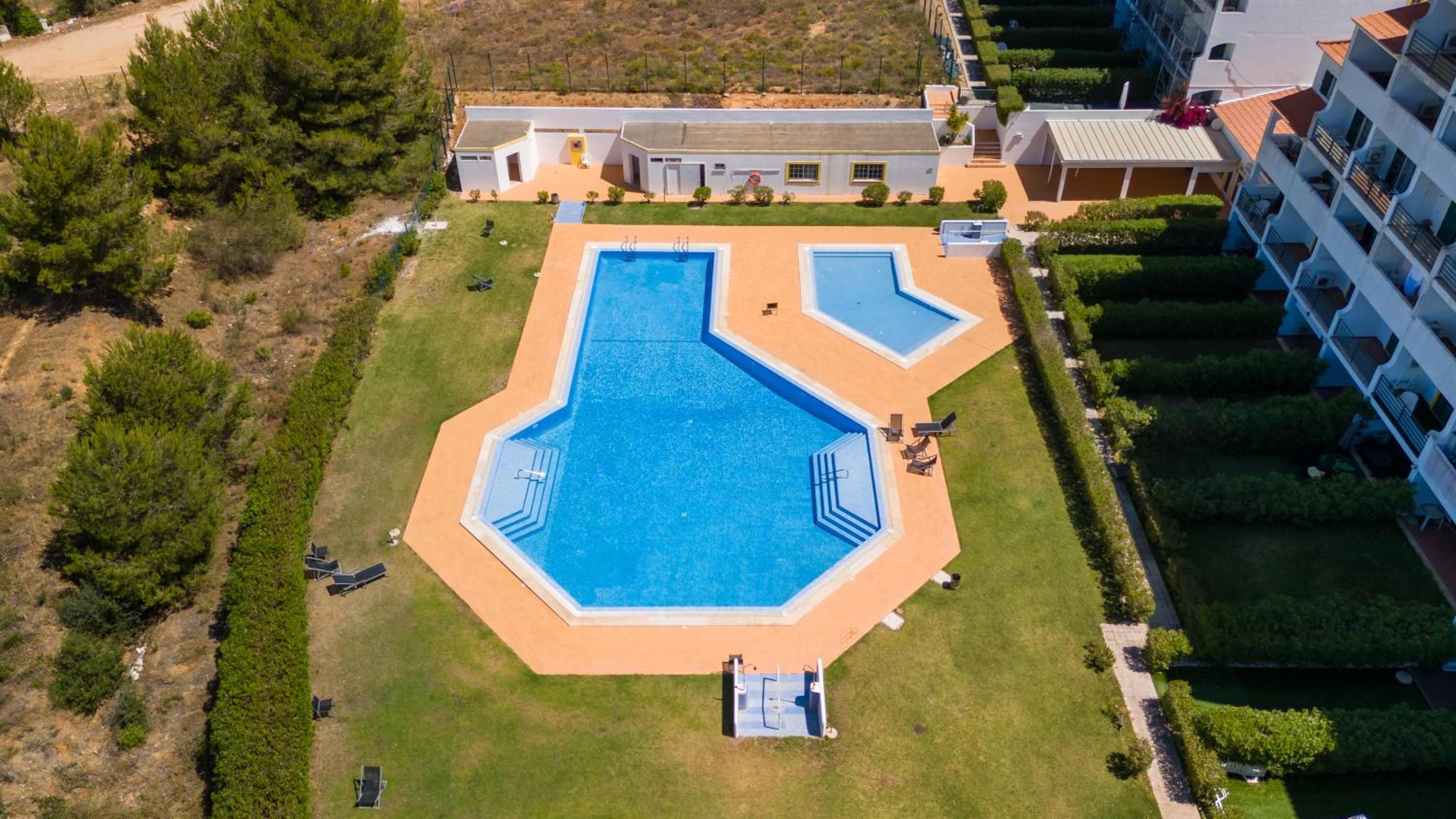 Ocean View 2 BDR Duplex With Pool by LovelyStay view 5
