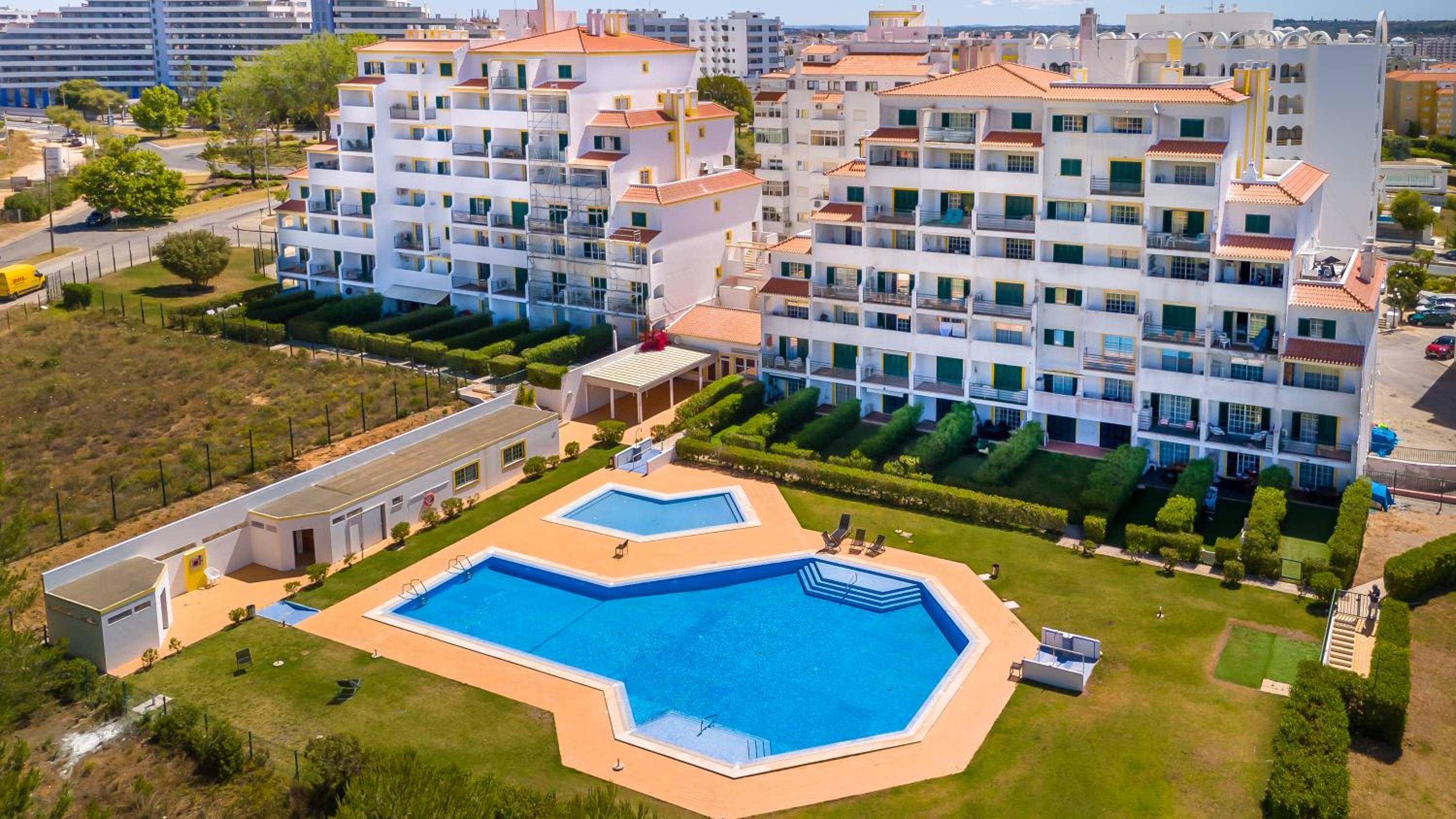 Ocean View 2 BDR Duplex With Pool by LovelyStay view 4
