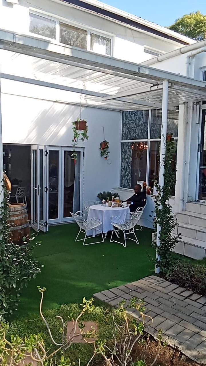 Muco Guest House