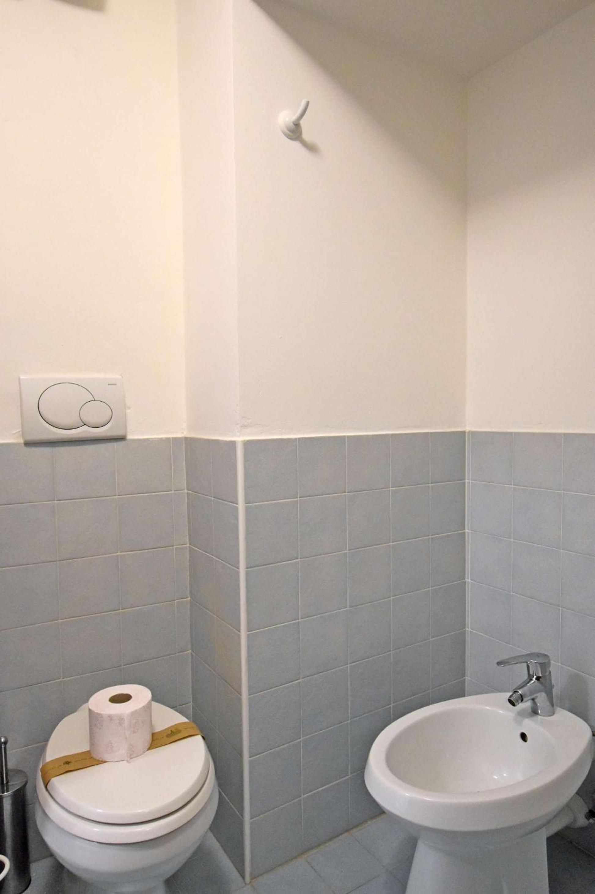 Emerald Studio Apartment view 5