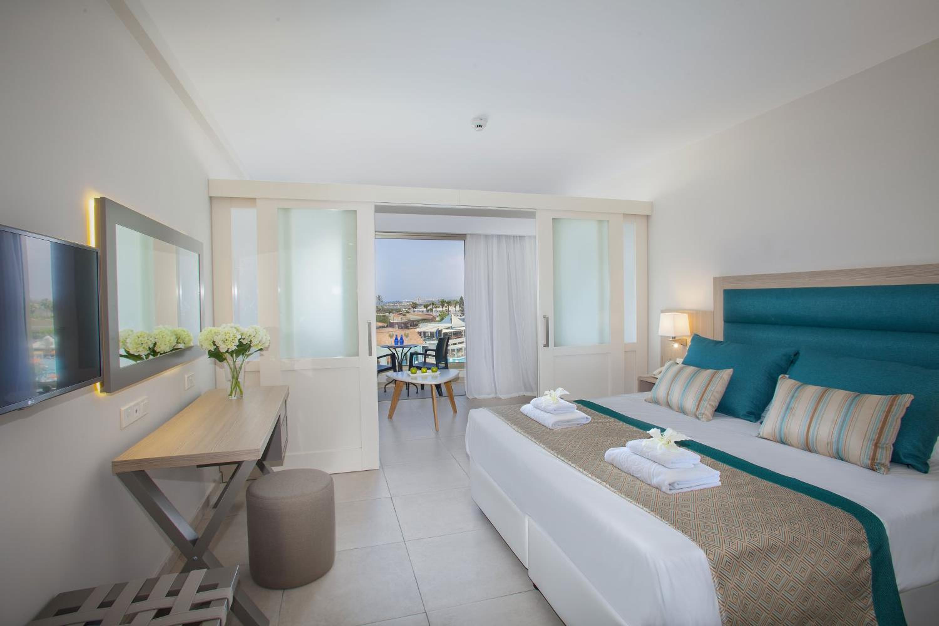 Atlantica Aeneas Resort — photo 45