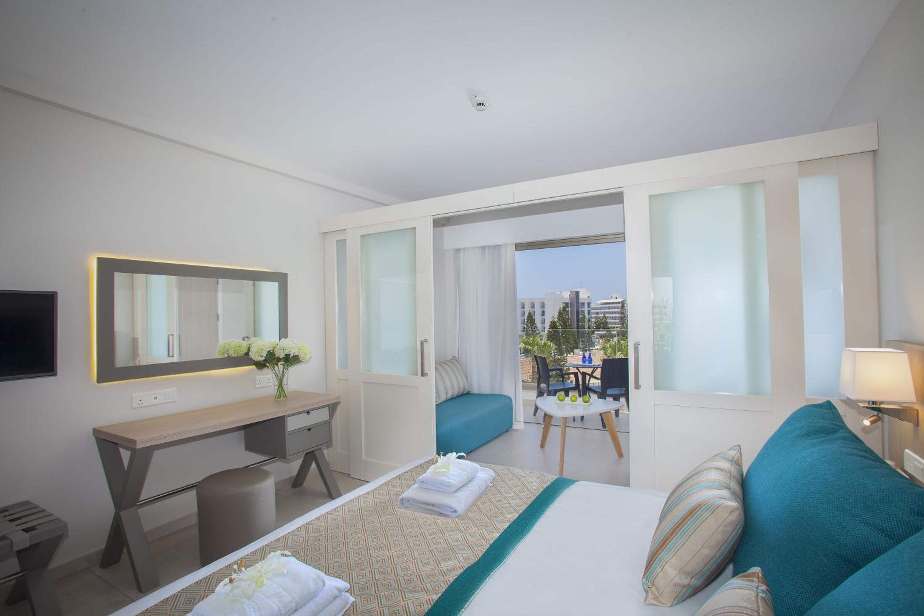 Atlantica Aeneas Resort — photo 36