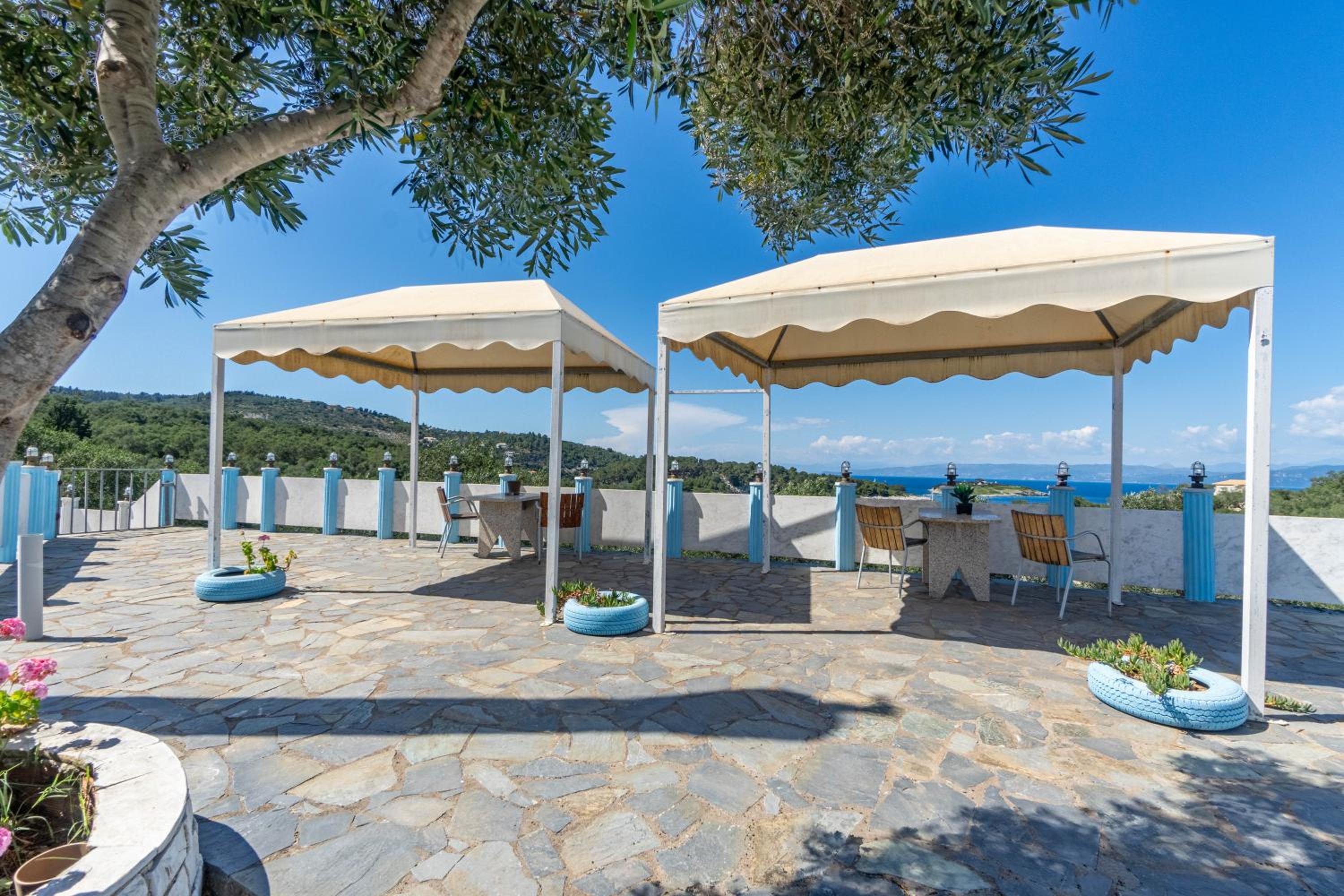 Paco's Superior Double Villa 15 view 4