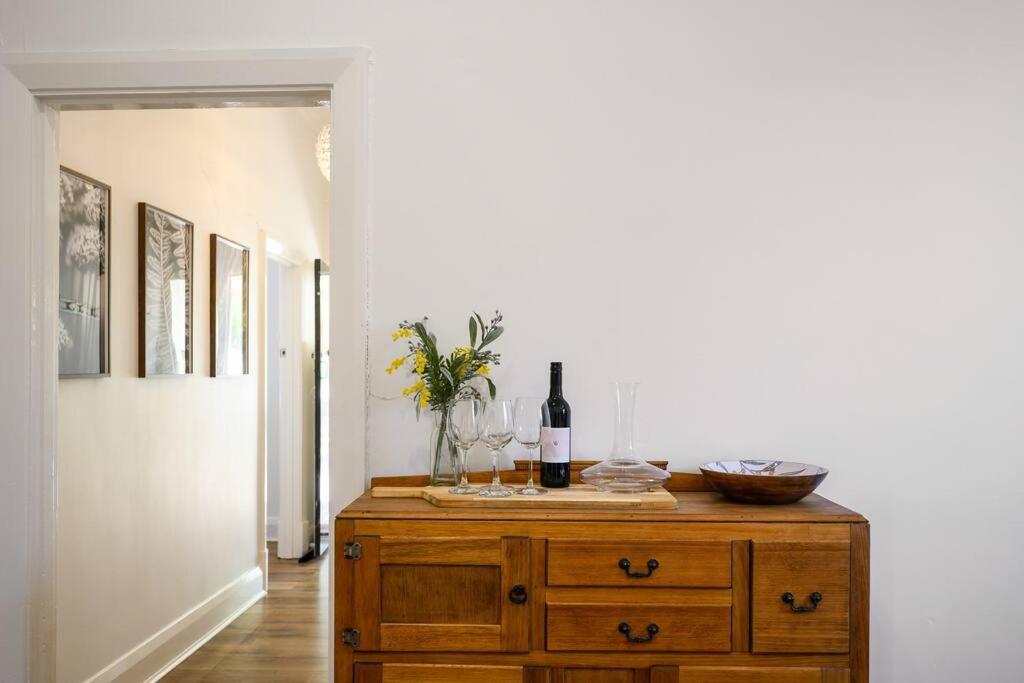 1930's Character Cottage - Beautifully Restored