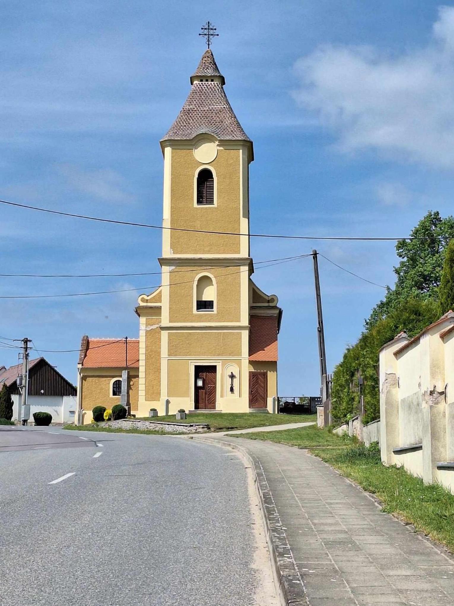 Chata u tří borovic