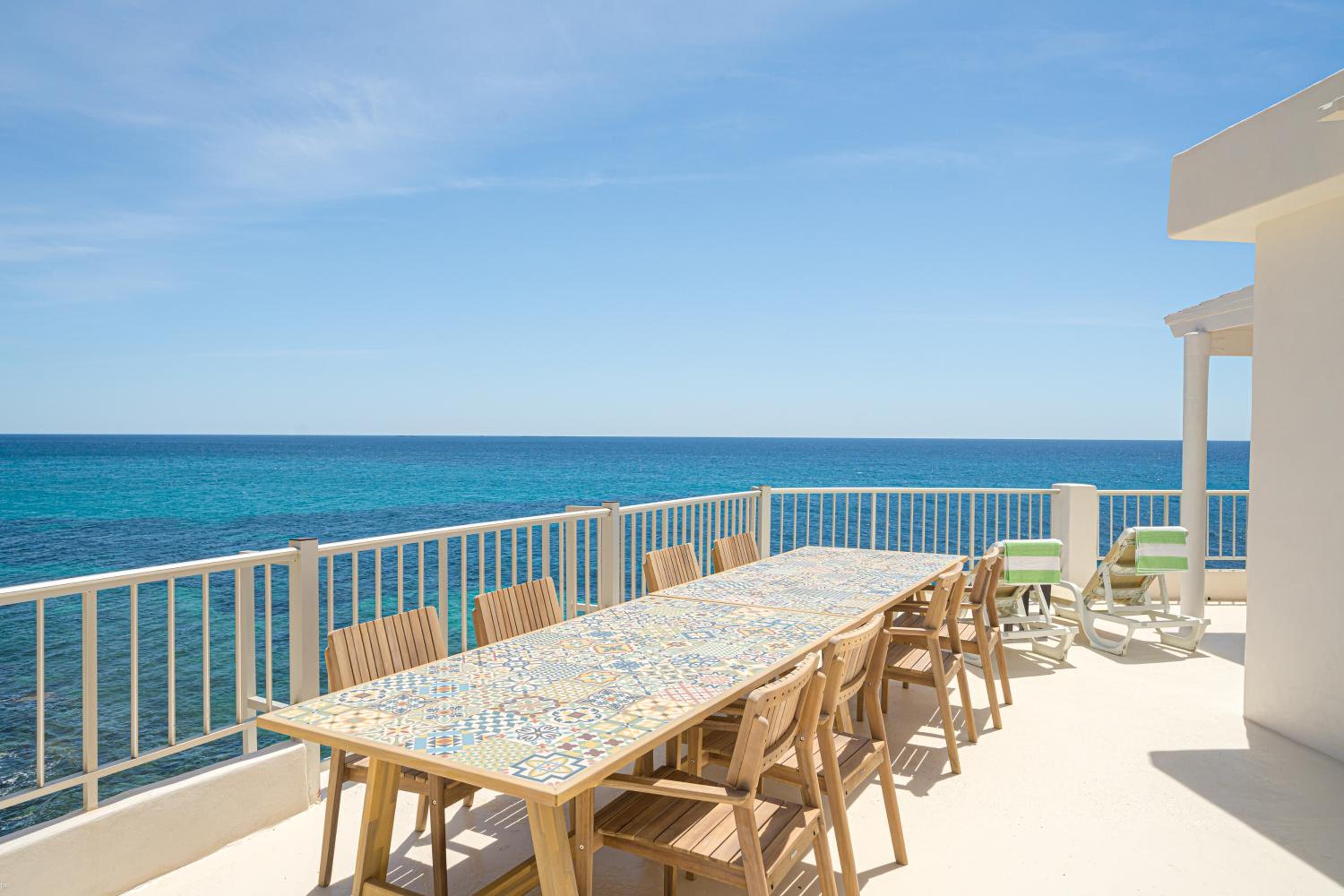 Stunning Villa Panoramic Sea View