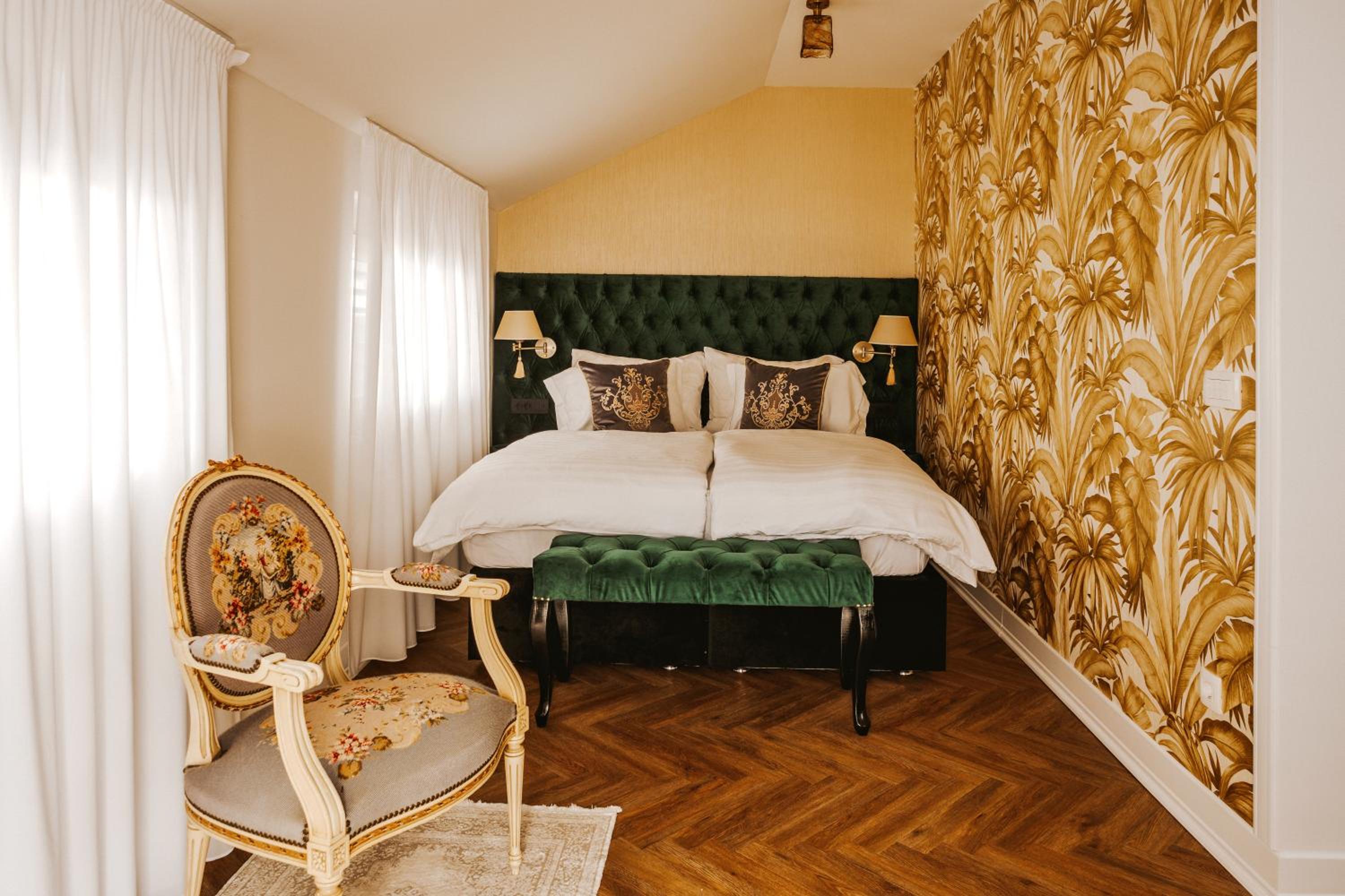 B Residence - Boutique Apartments Ljubljana - Private Parking view 2