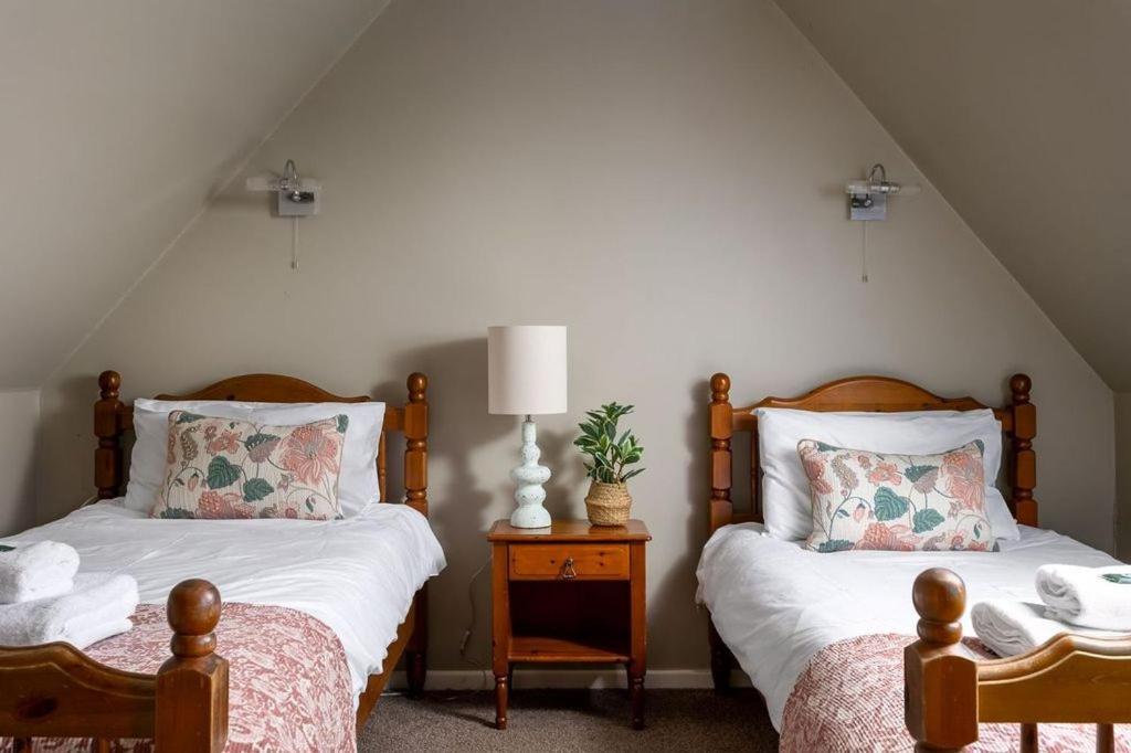 Stanway House, 8 bedroom, 8 Bath view 5