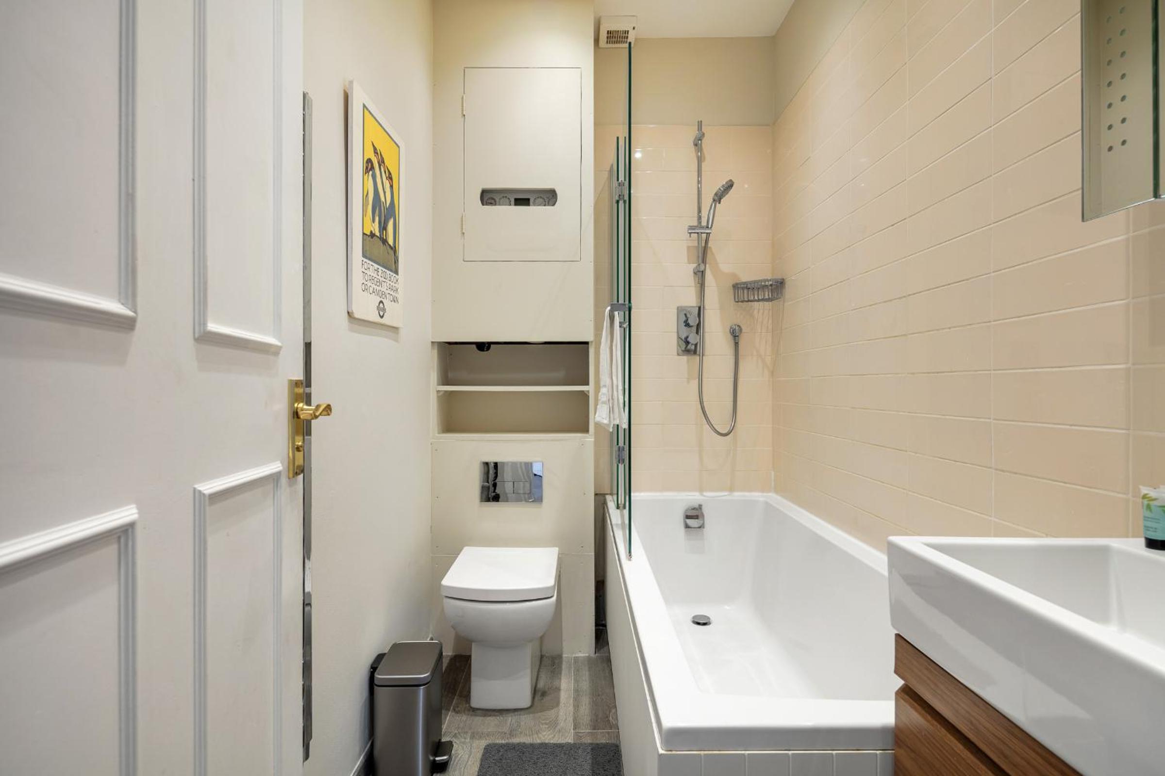 5A - Bright and Airy 2 Bedroom Apartment - Close to Central