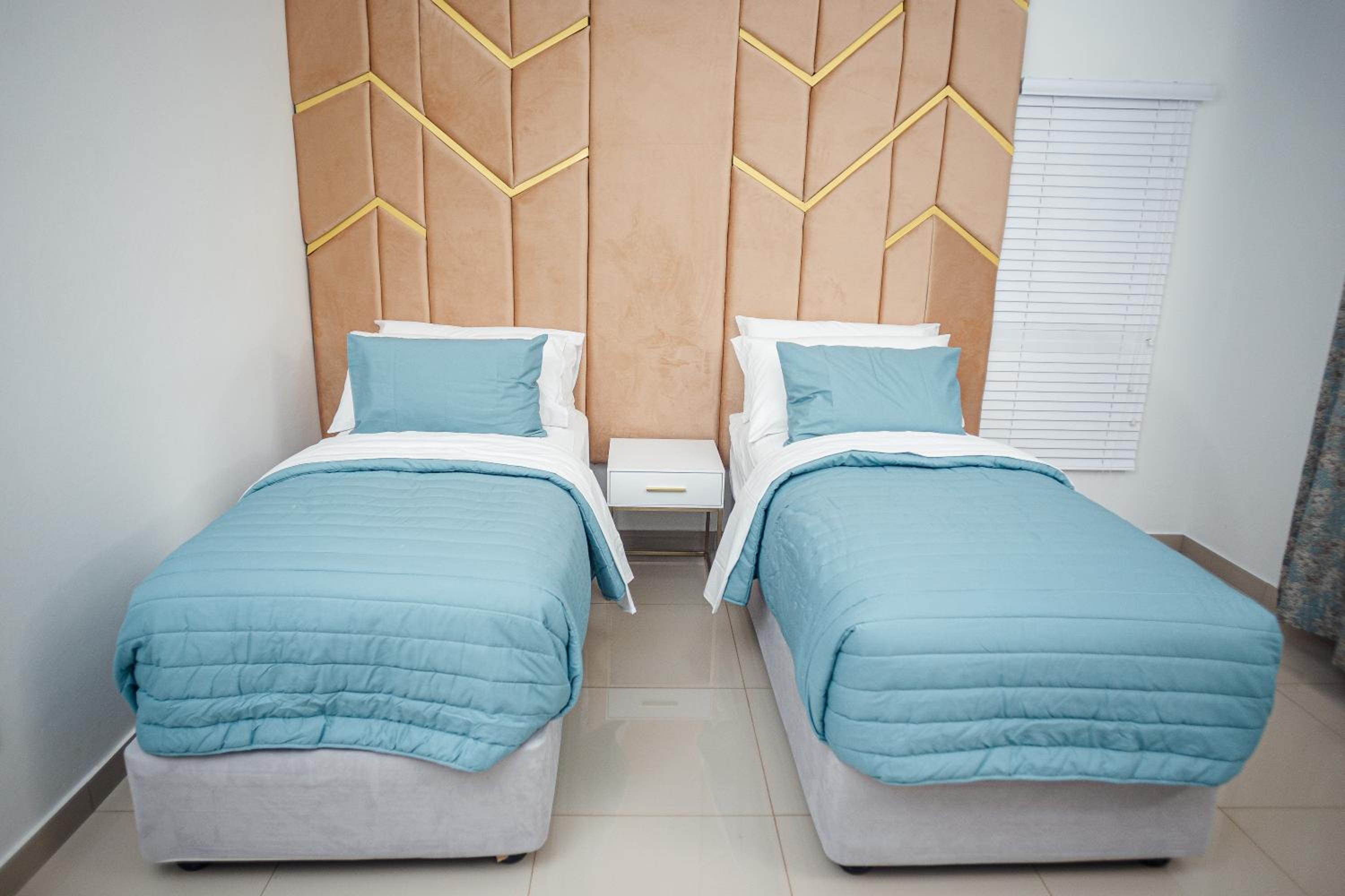 Shobalenku Opulent apartments
