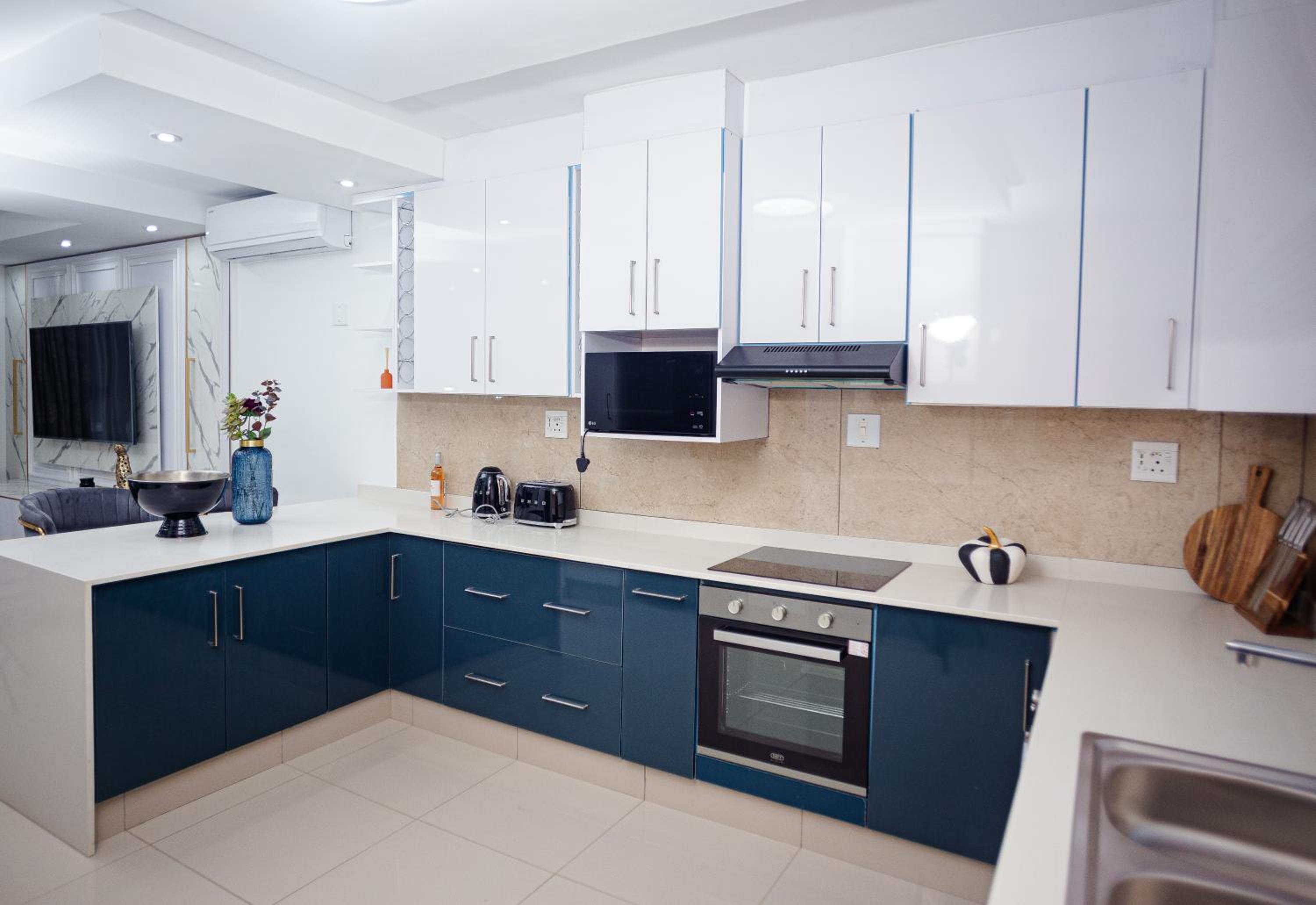 Shobalenku Opulent apartments