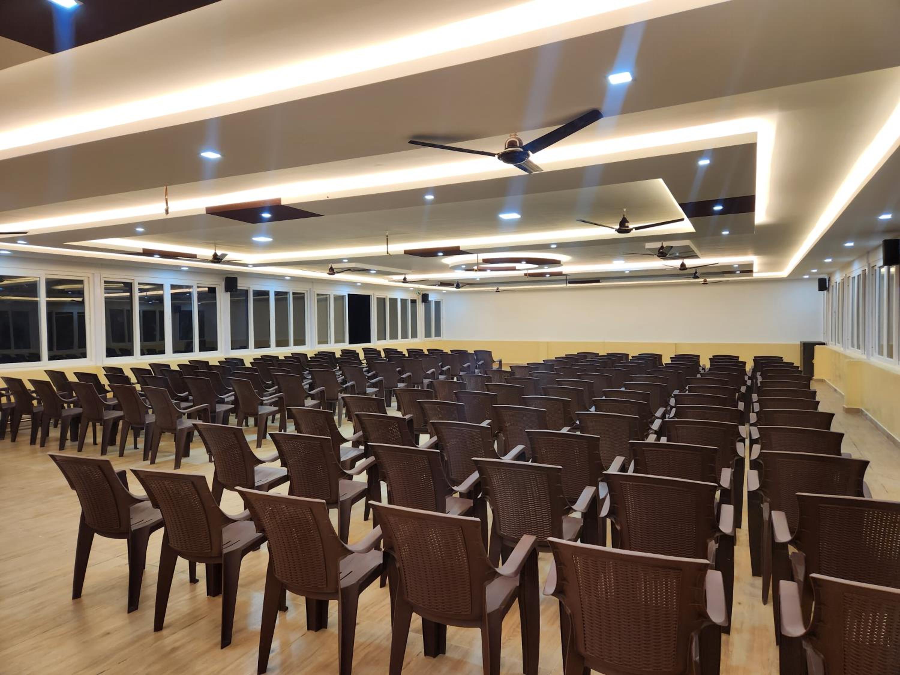 Krishnabhavan Resorts