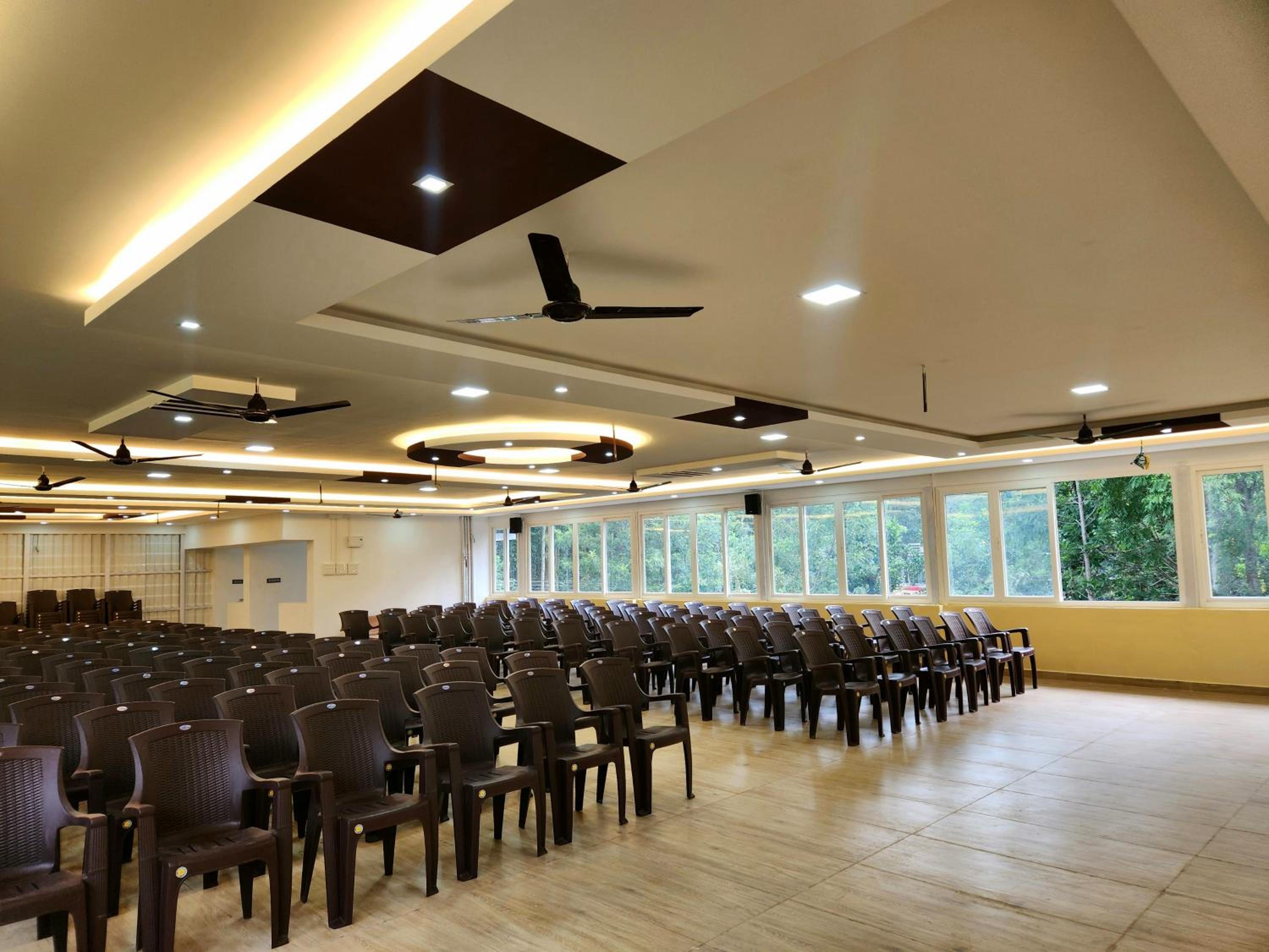 Krishnabhavan Resorts