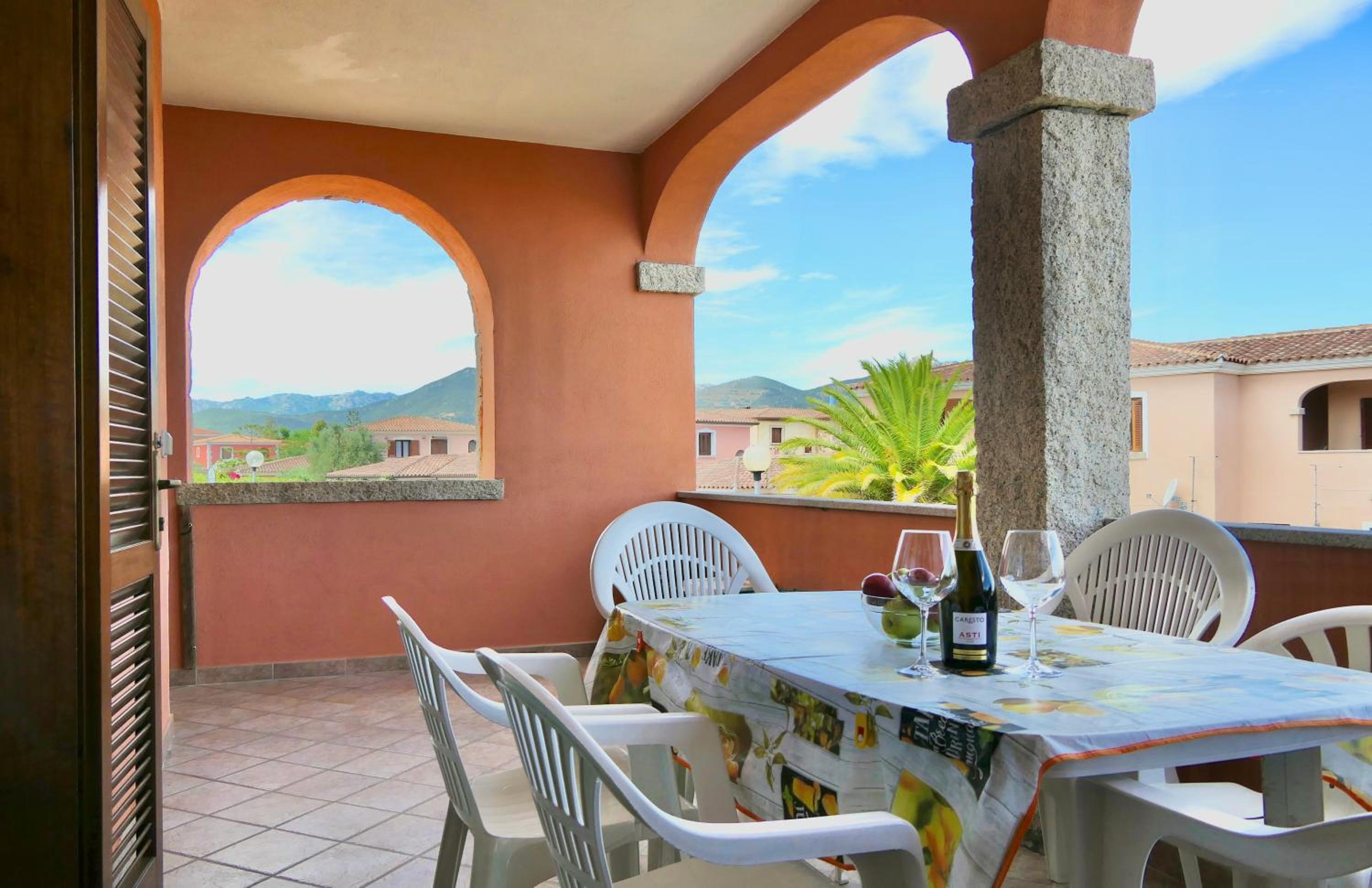 ISS Travel, La Ginestra - 2-bedroom apartment with terrace and view over Tavolara Island view 5