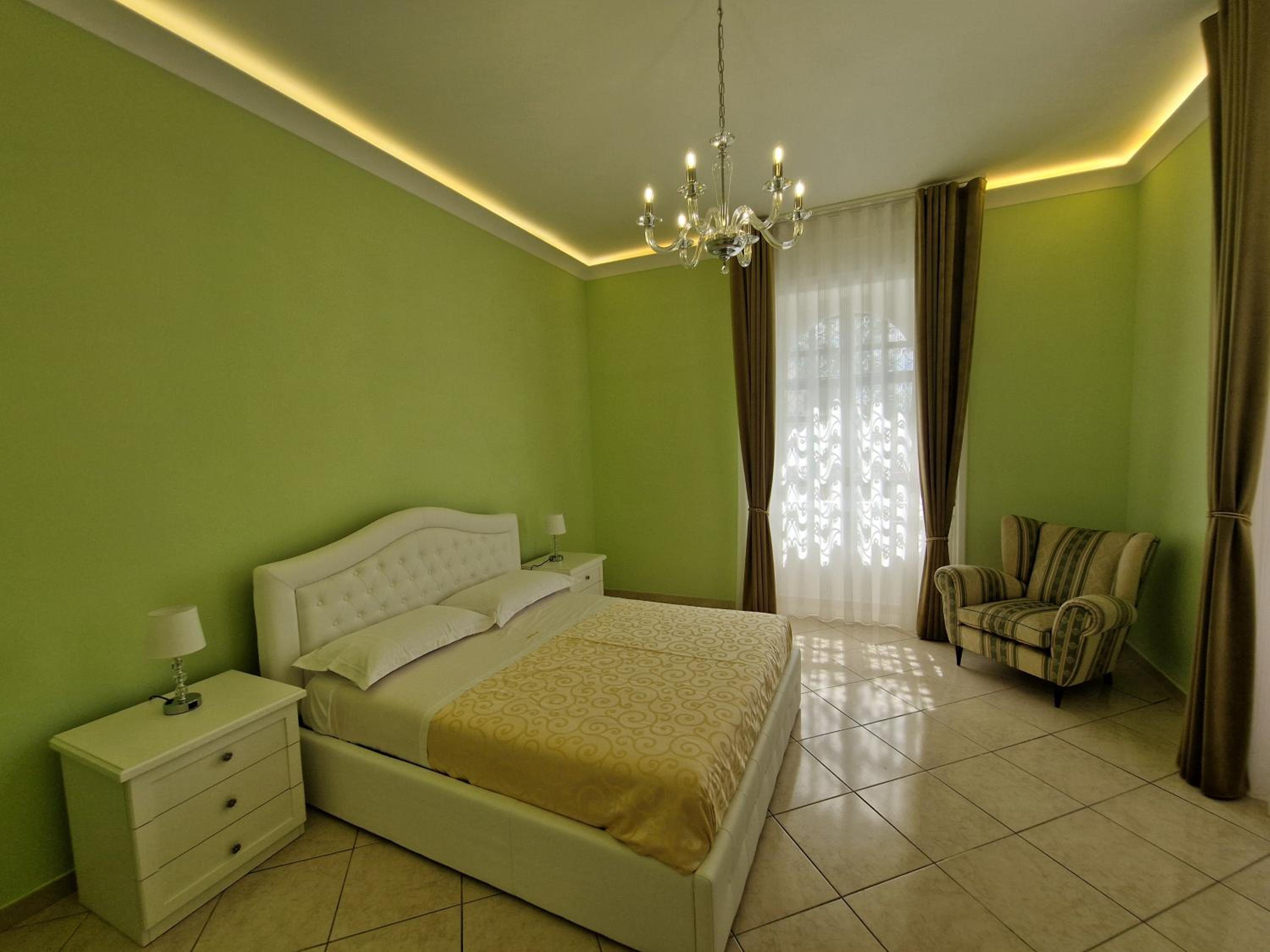 VILLA ESMERALDA