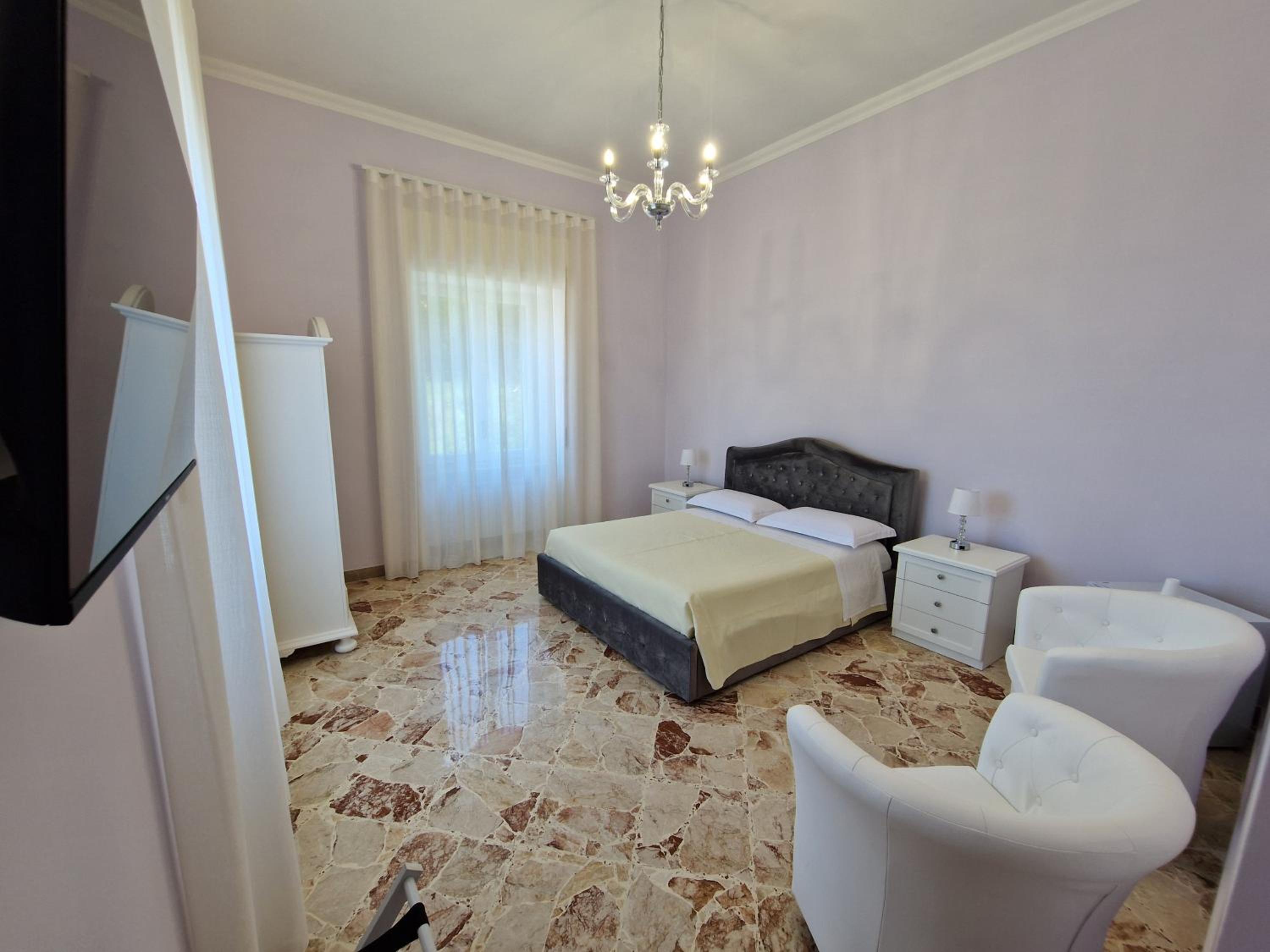 VILLA ESMERALDA