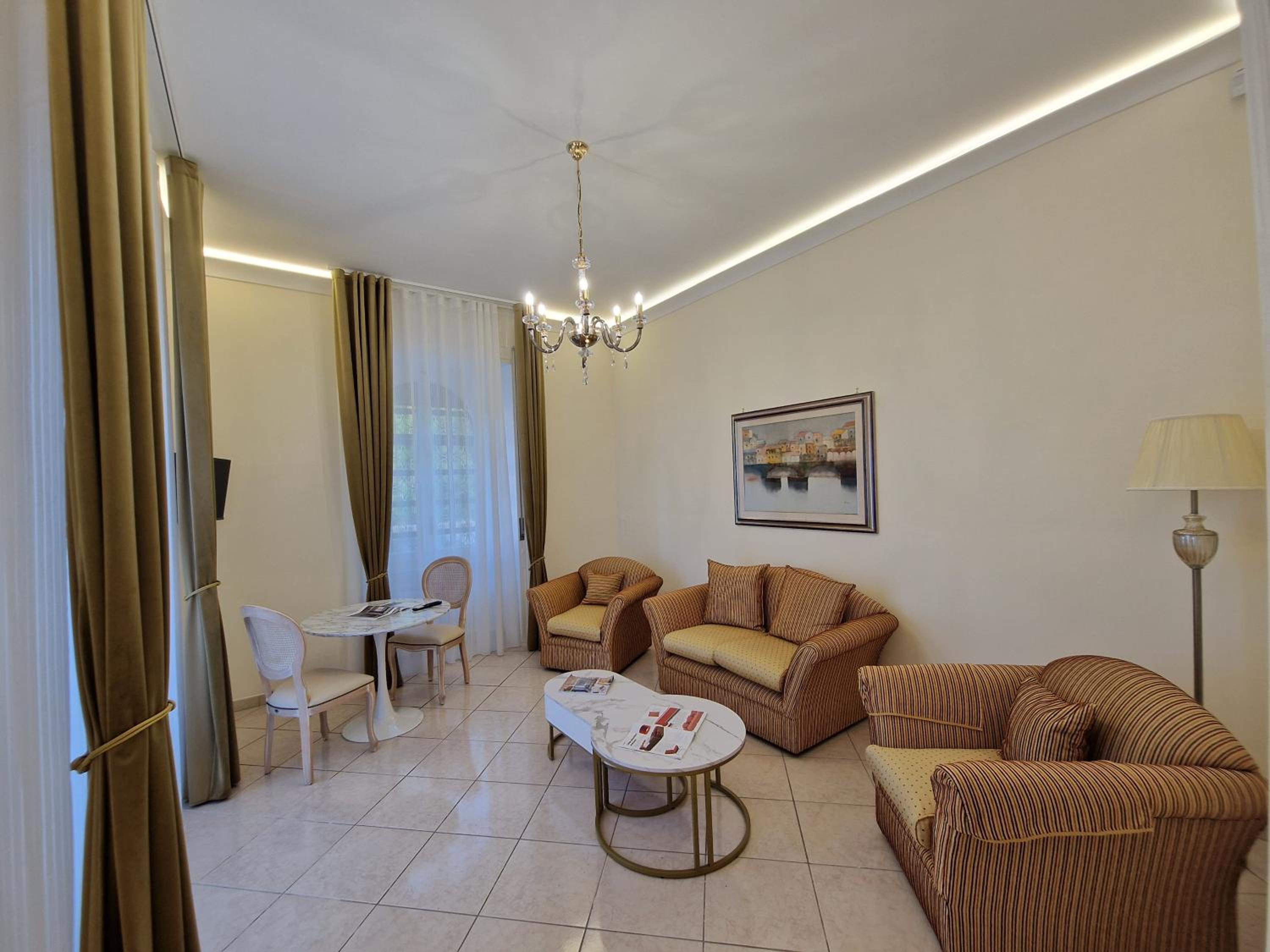 VILLA ESMERALDA