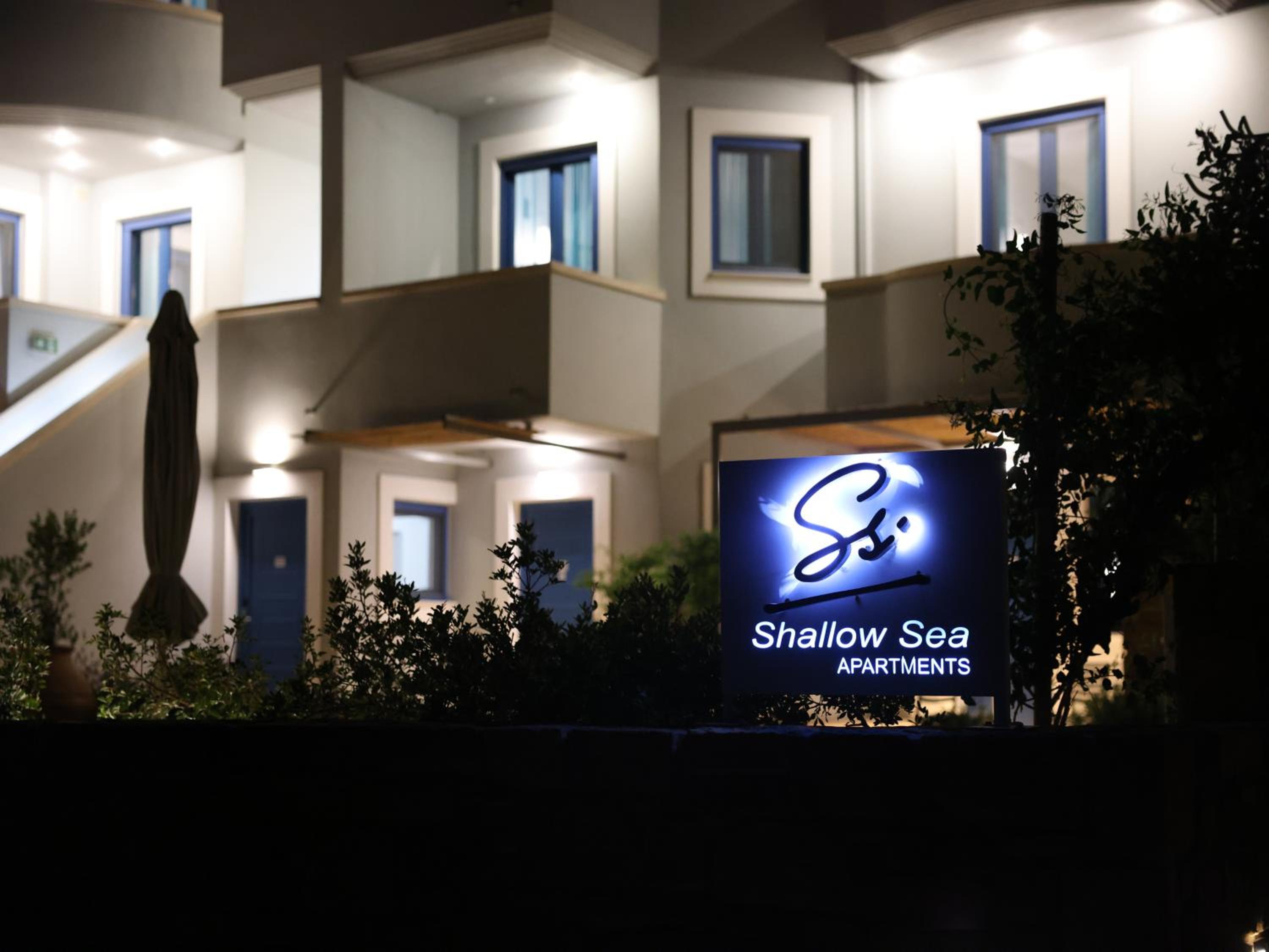 Hotel Chios Shallow Sea - Image 1