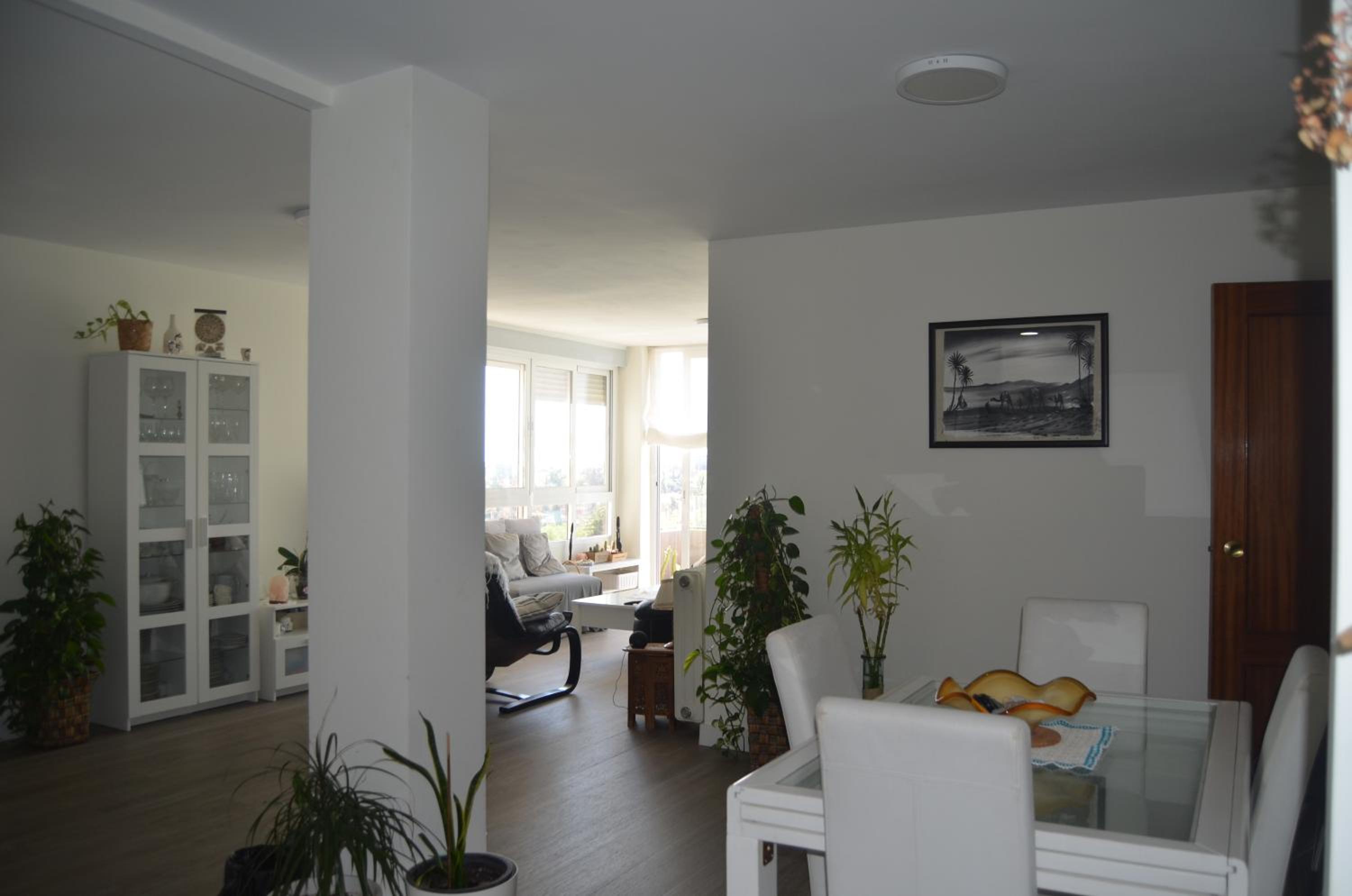 Luxury renovated apartment with terrace in Madrid