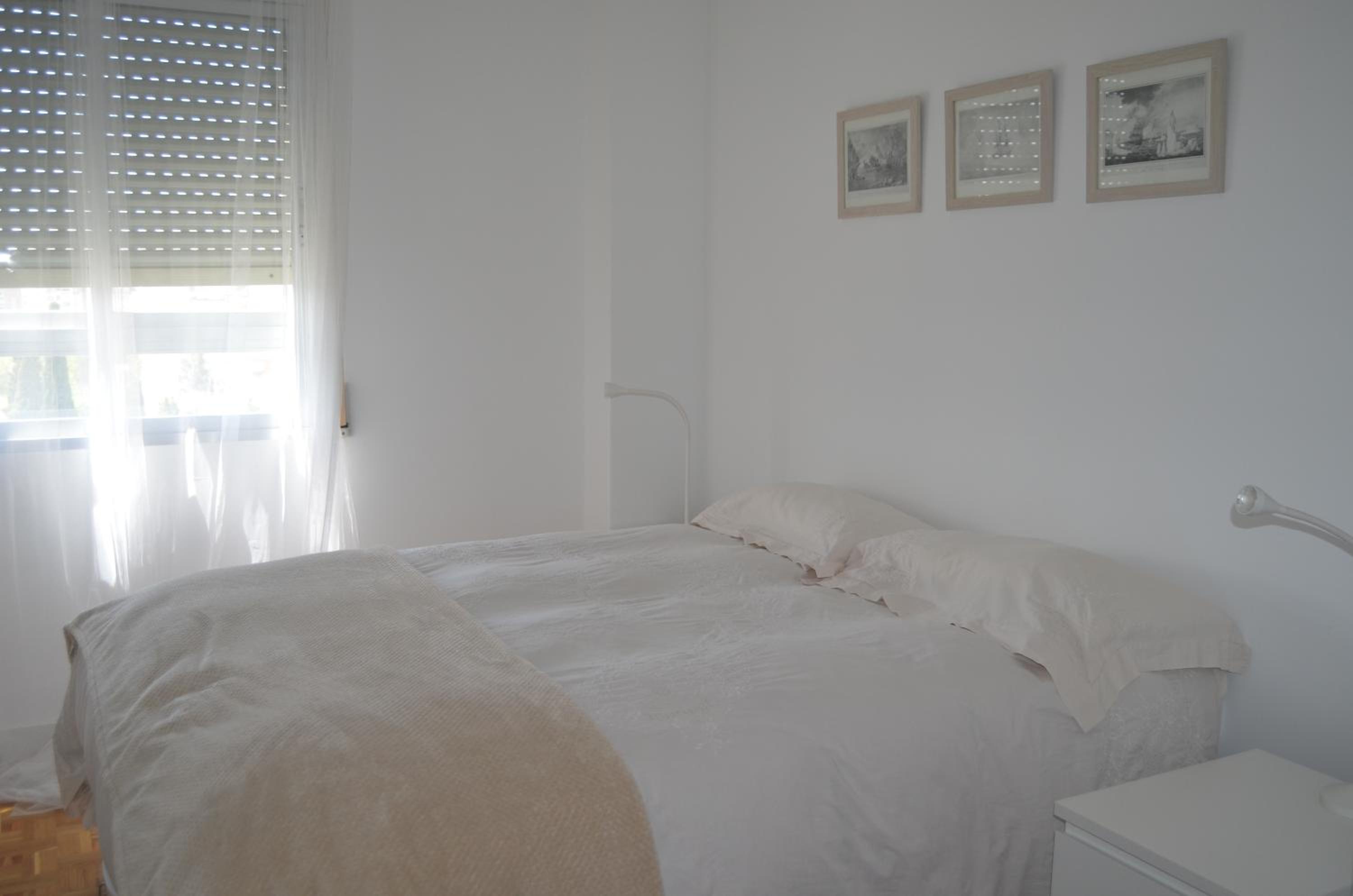 Luxury renovated apartment with terrace in Madrid
