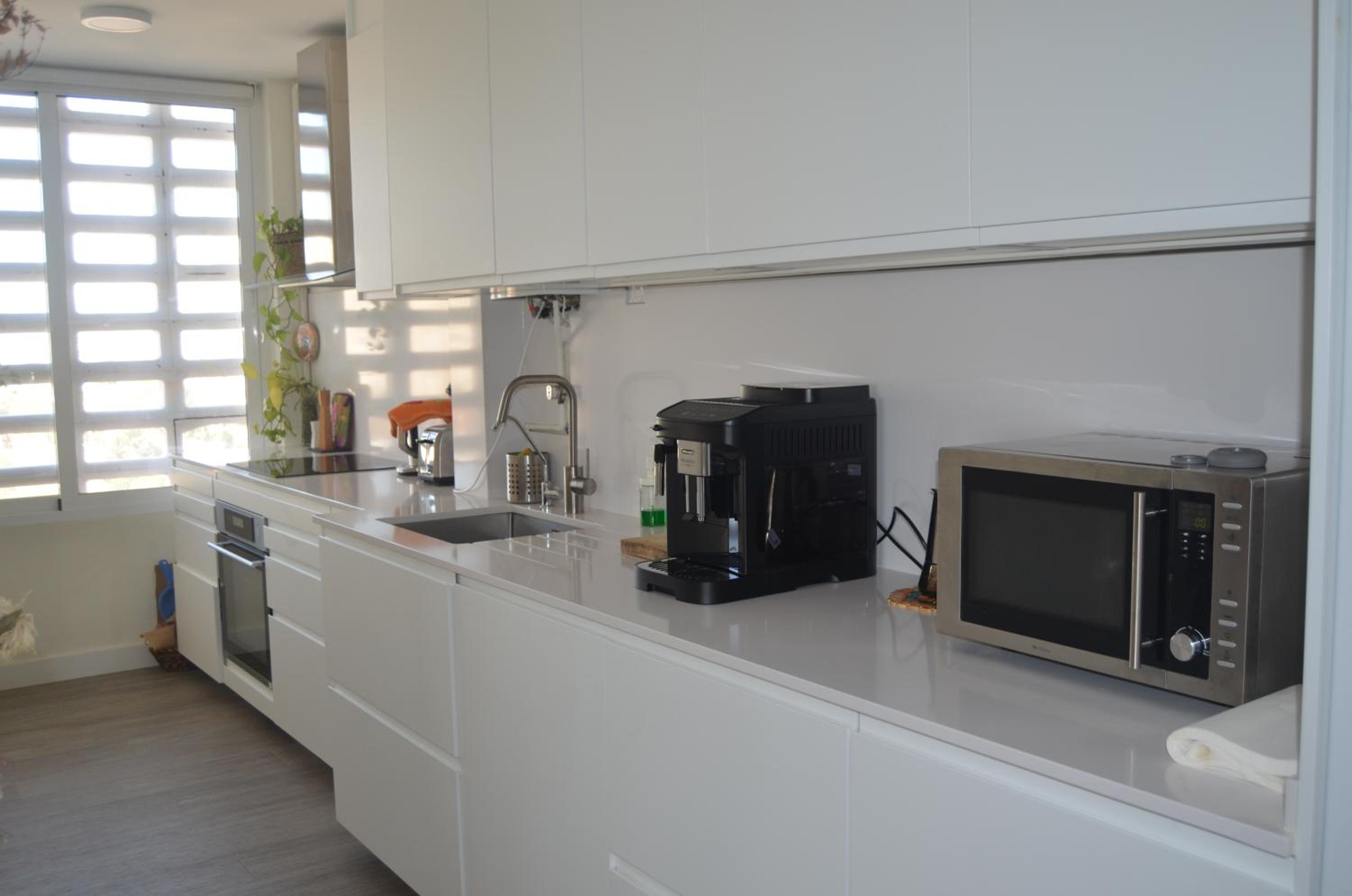 Luxury renovated apartment with terrace in Madrid