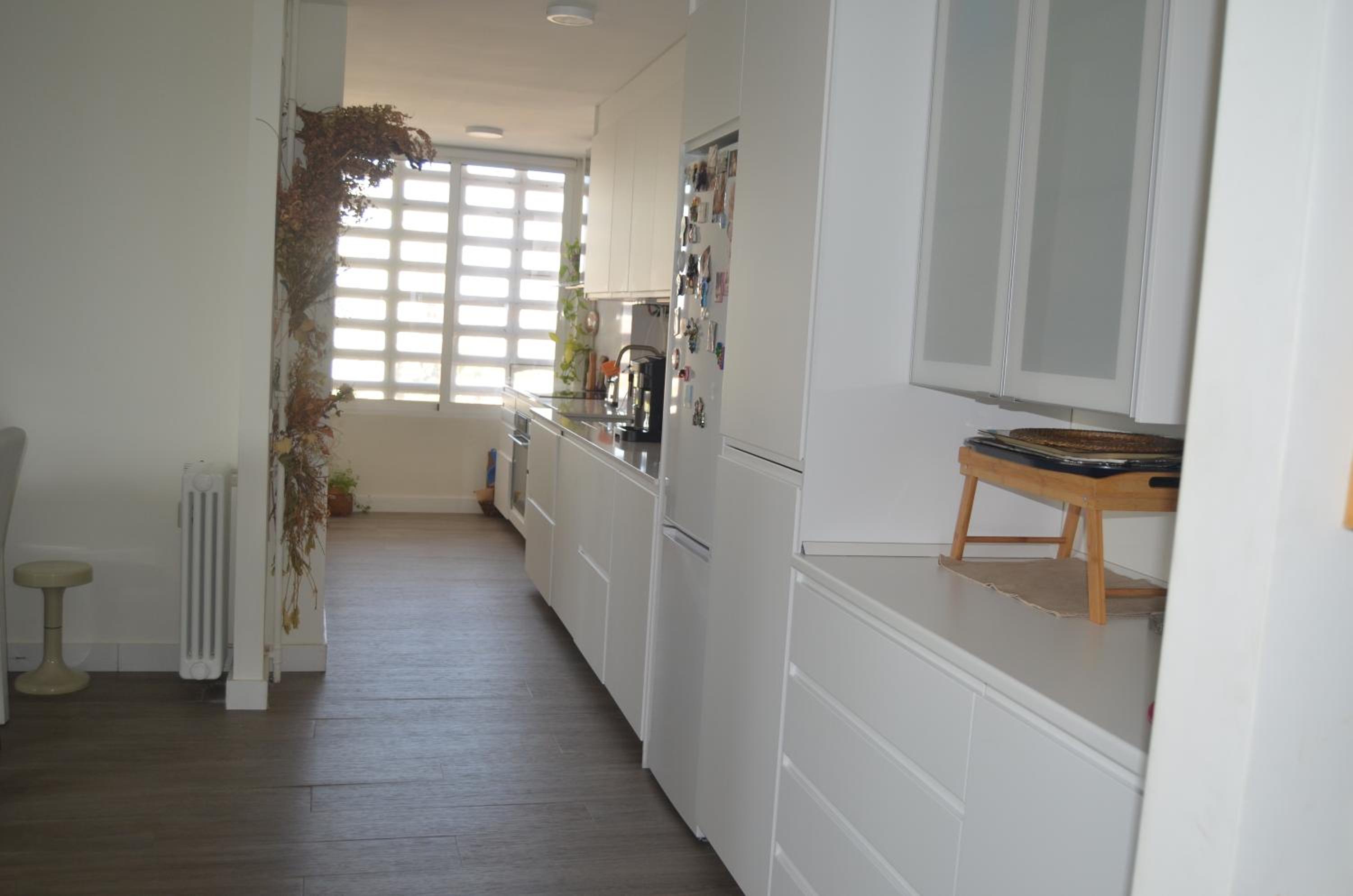 Luxury renovated apartment with terrace in Madrid