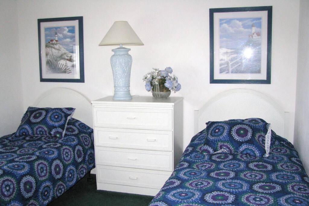 Close To DISNEY and UNIVERSAL - Private Vacation Home - Private Pool - Free BBQ - FAMILY FUN !!!