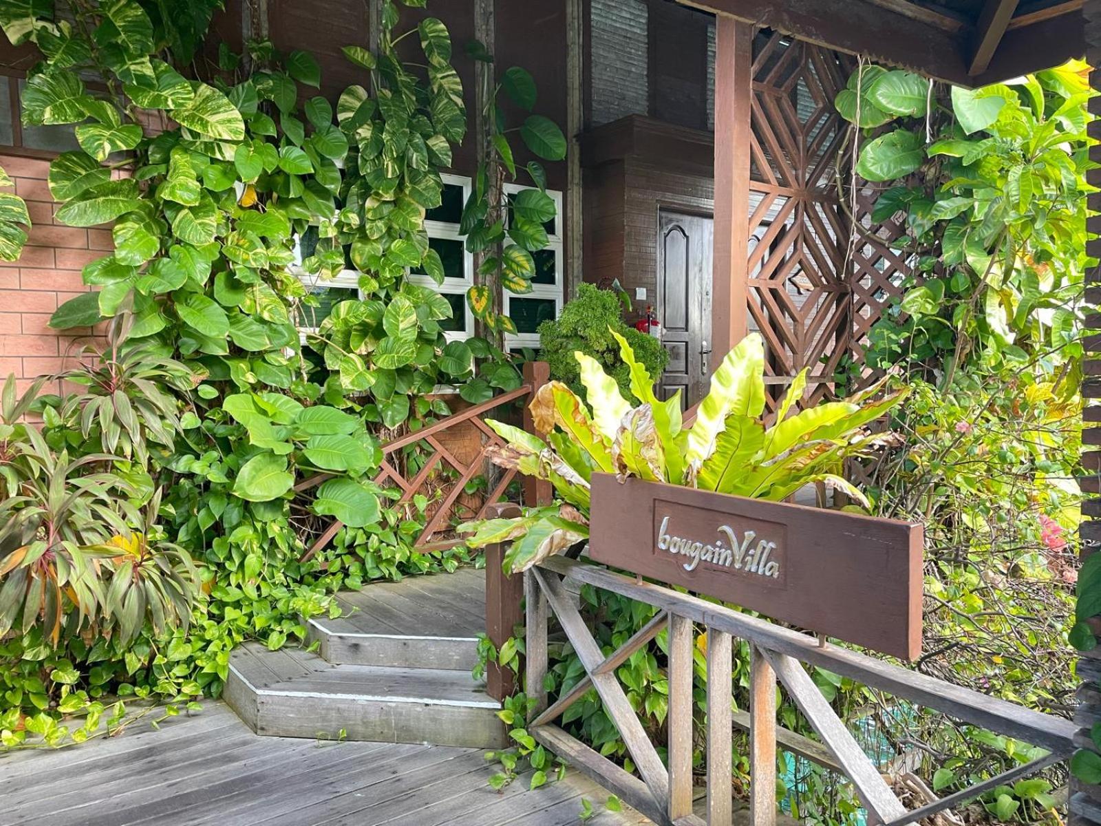 WATER BUNGALOW lN MABUL INCLUDED F&B, TRANSPORT FROM AIRPORT, WATER SPORT ACTIVITIES-MALAYSIAN RATE WITH IC ONLY photo 4