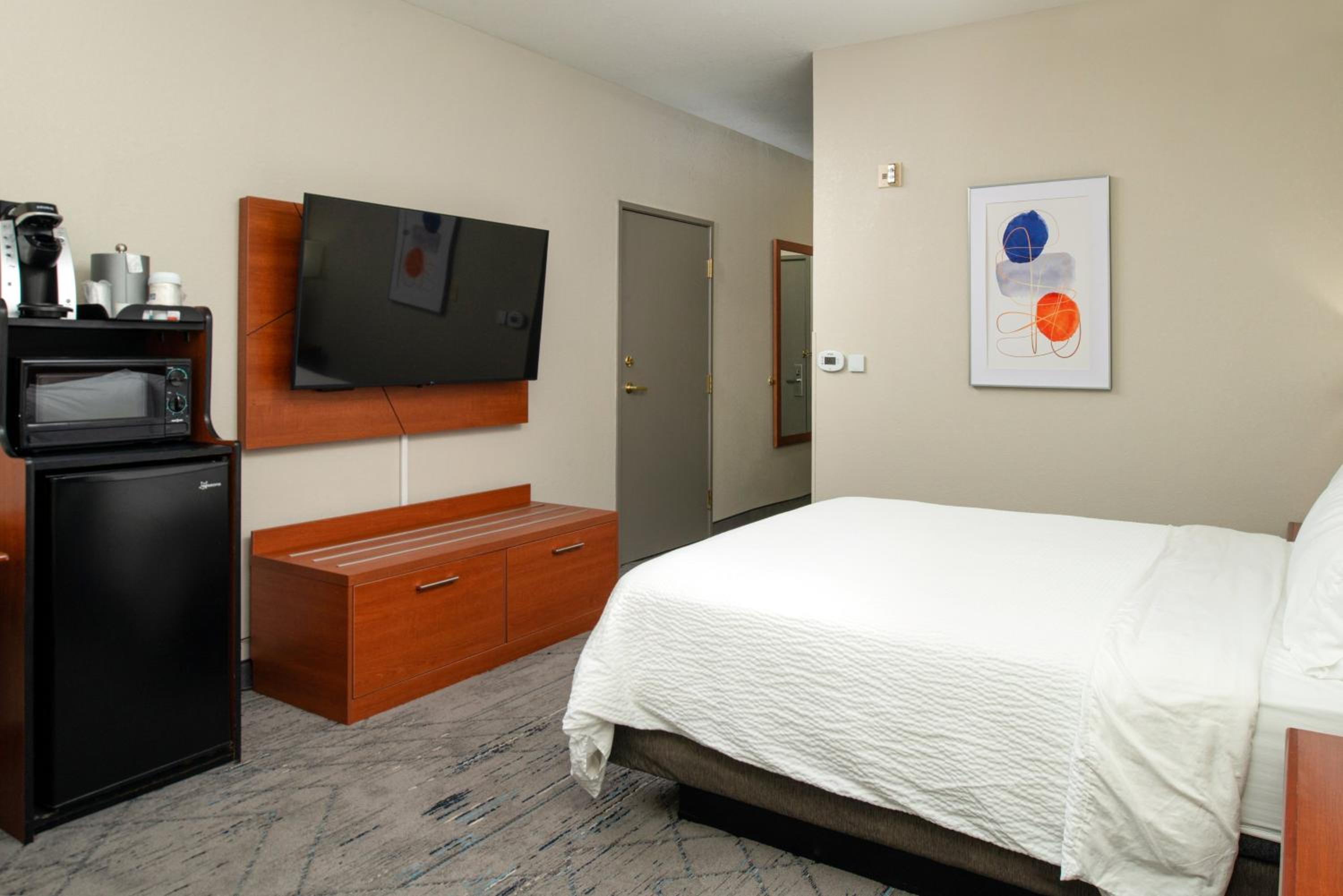 Farmington Vacations - Holiday Inn Express Hotel  Suites Farmington, an IHG Hotel - Property Image 23