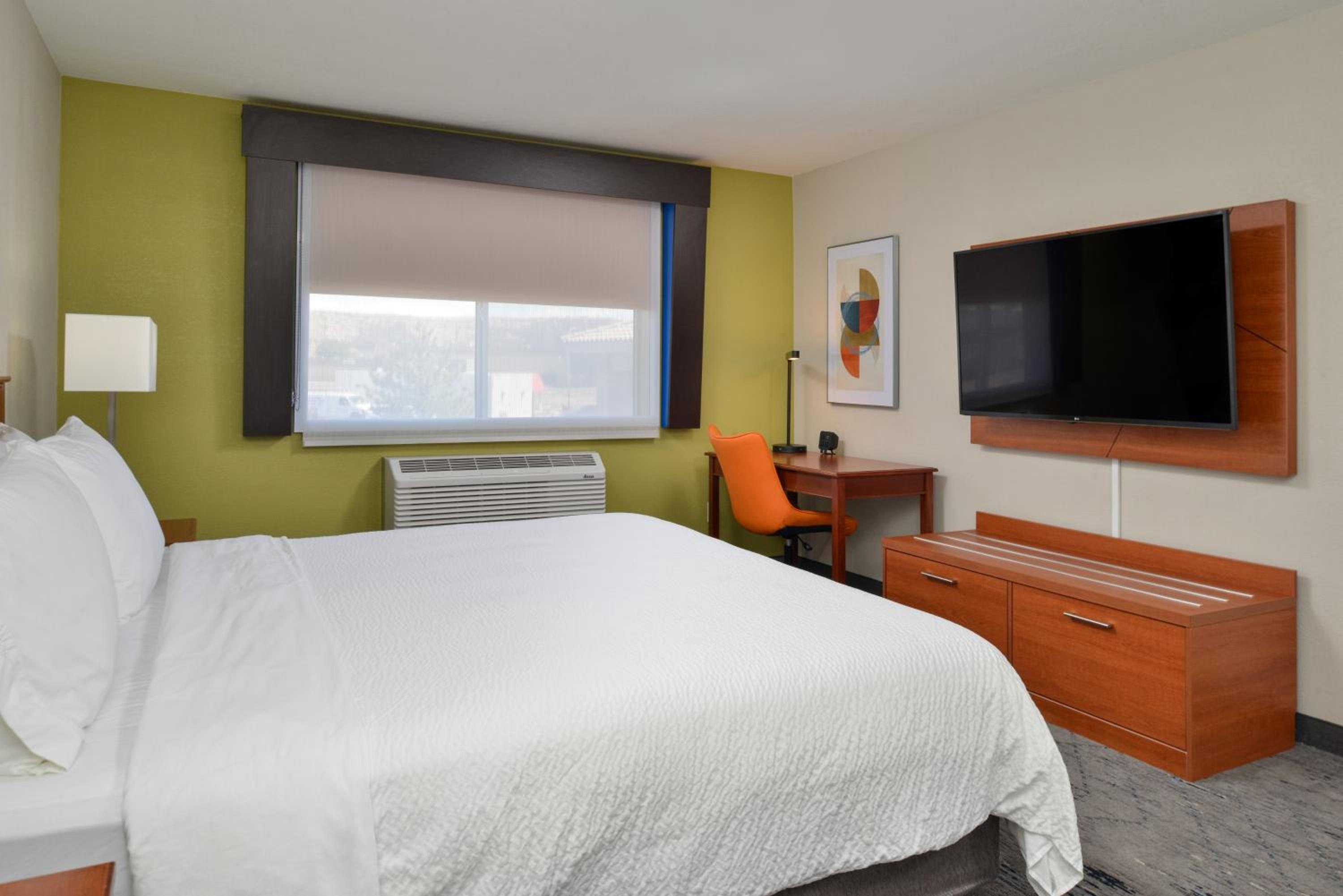 Farmington Vacations - Holiday Inn Express Hotel  Suites Farmington, an IHG Hotel - Property Image 46