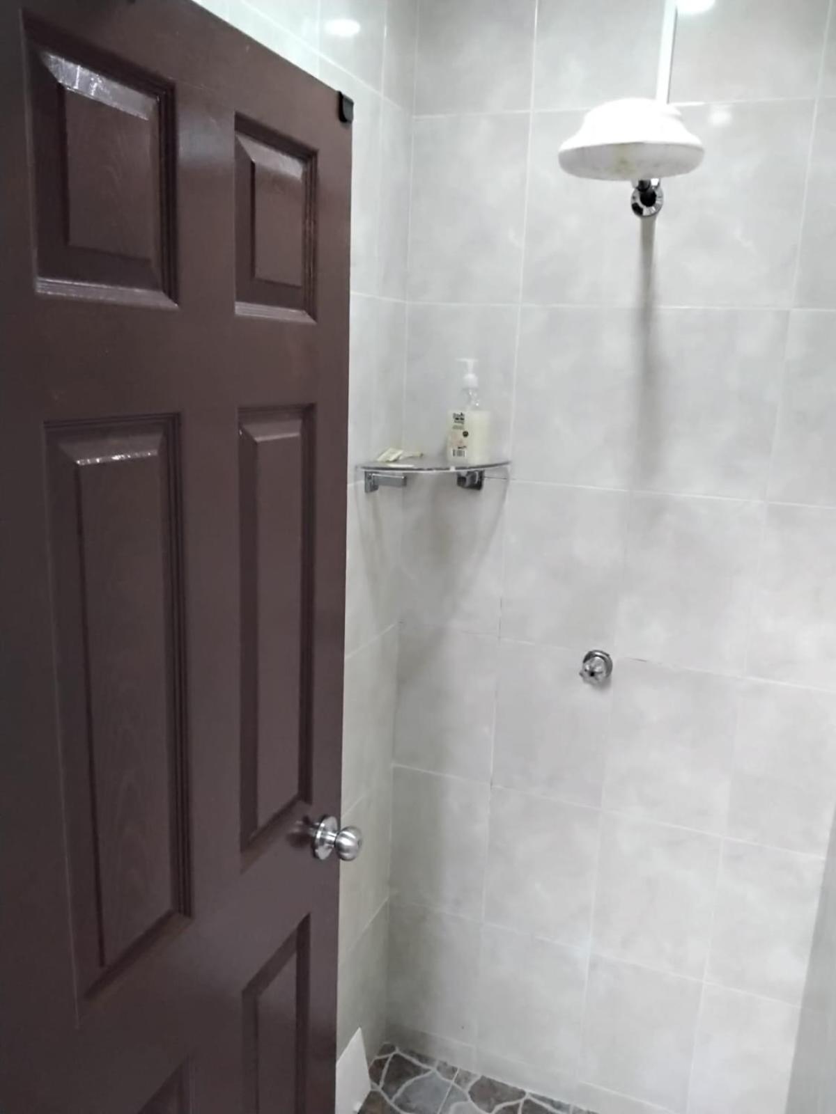 Usaquen Station Hostel - Property Image 13