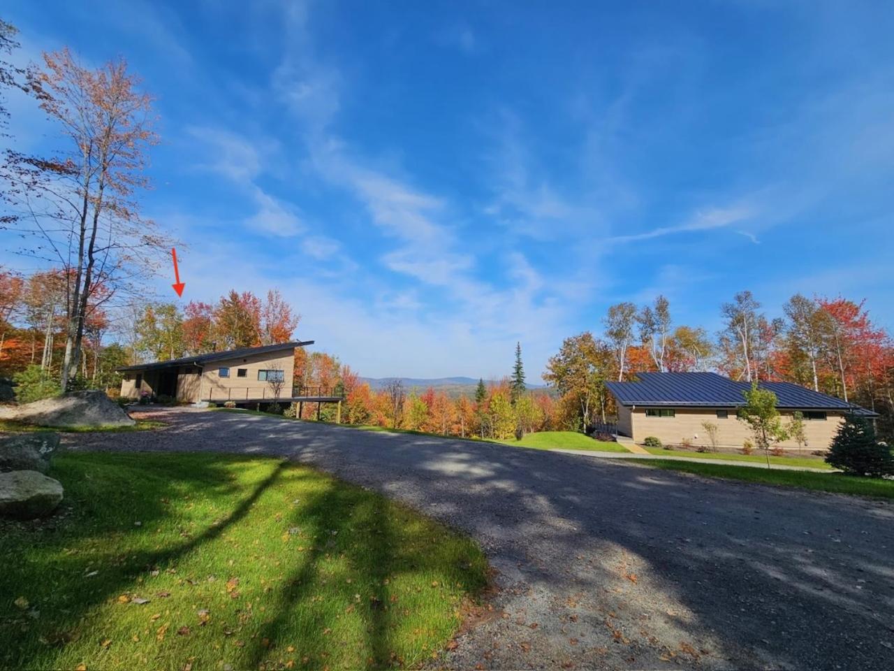 1A Maple Lodge Stunning luxury Scandinavian style home with great views
