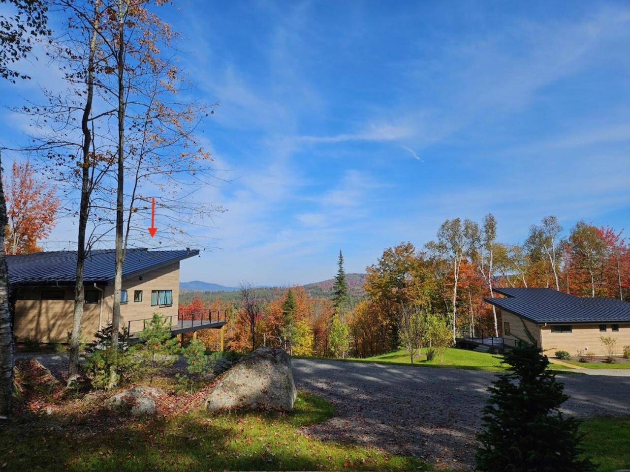 1A Maple Lodge Stunning luxury Scandinavian style home with great views