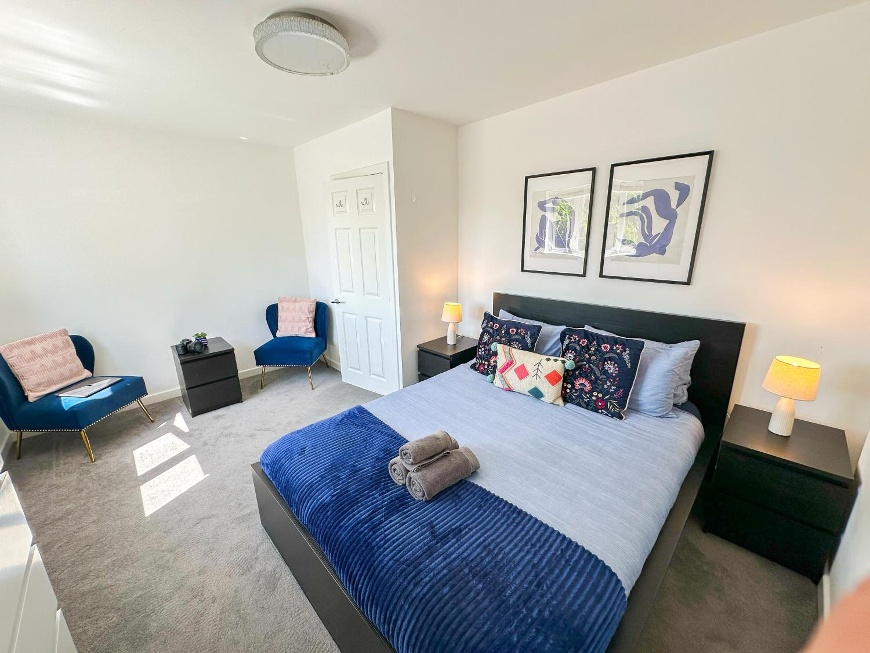 Charming 2-bedroom flat with private balcony near Islington Station, Canonbury