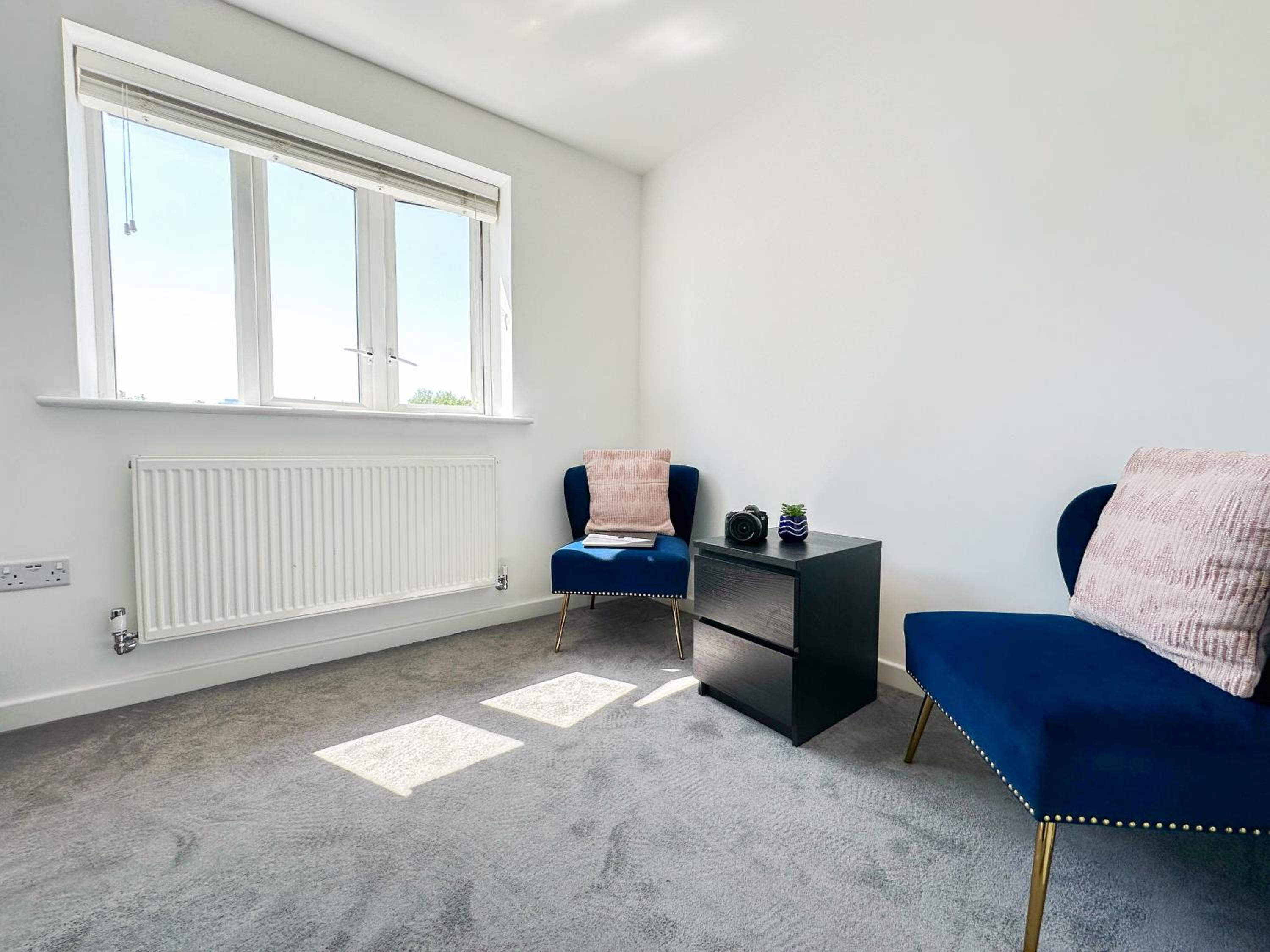 Charming 2-bedroom flat with private balcony near Islington Station, Canonbury