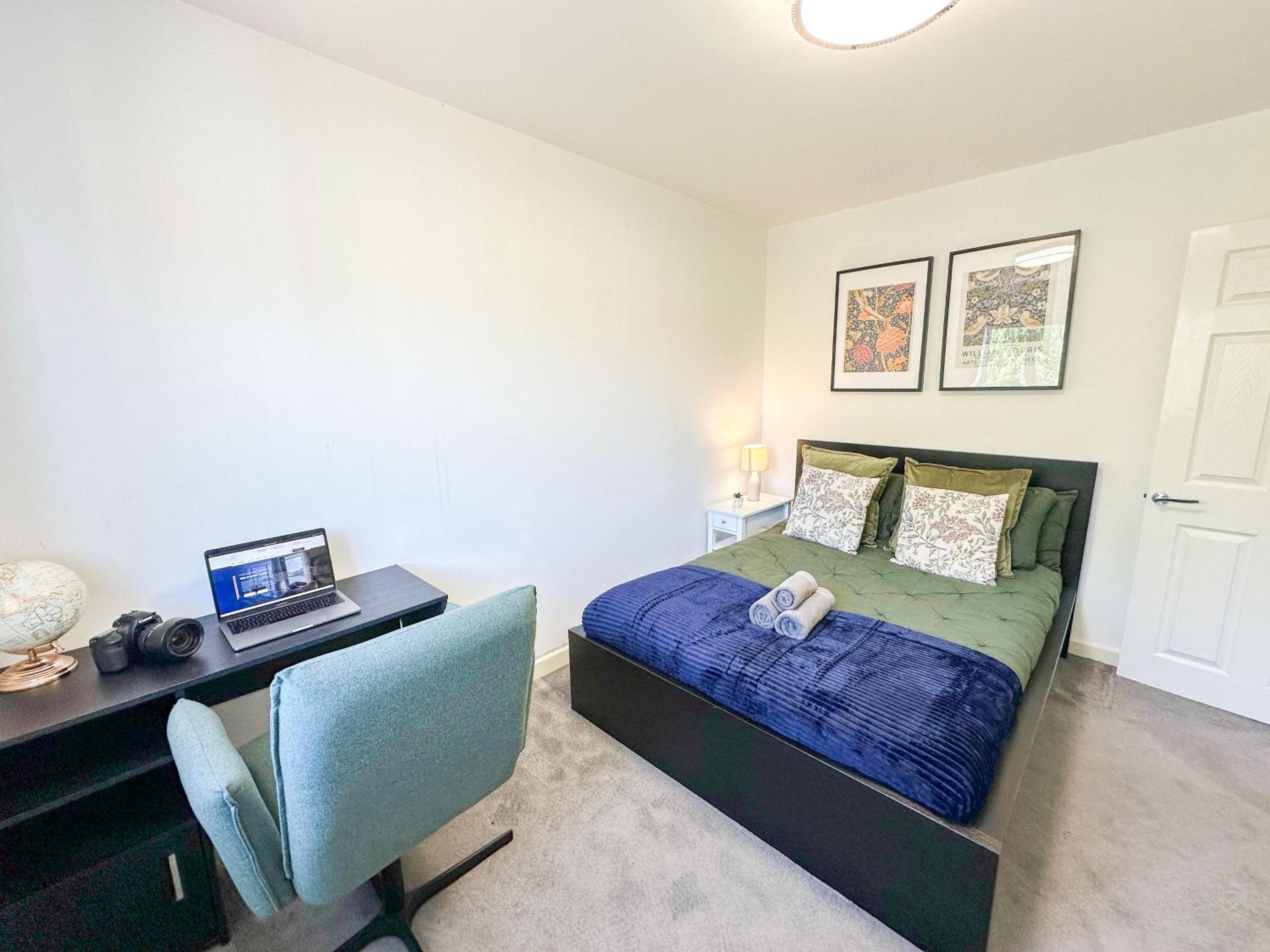 Charming 2-bedroom flat with private balcony near Islington Station, Canonbury