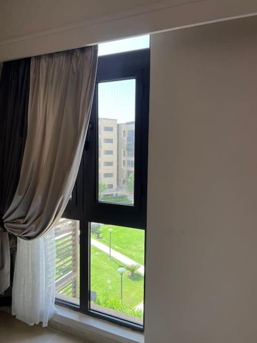 Elegant Hotel Apt in Madinaty Garden View