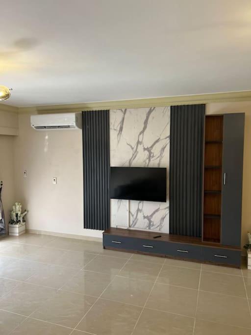 Elegant Hotel Apt in Madinaty Garden View