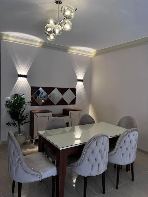 Elegant Hotel Apt in Madinaty Garden View
