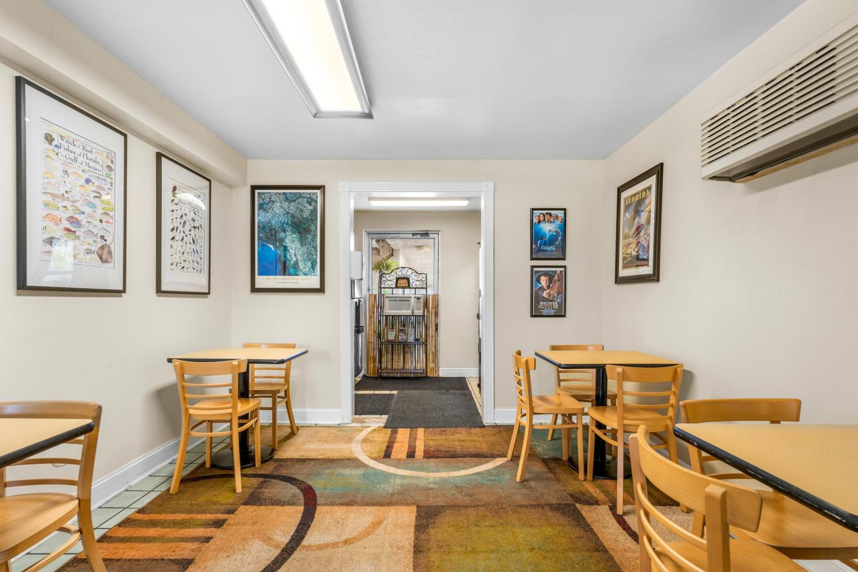 Lake City Vacations - Americas Best Value Inn - Lake City - Property Image 11