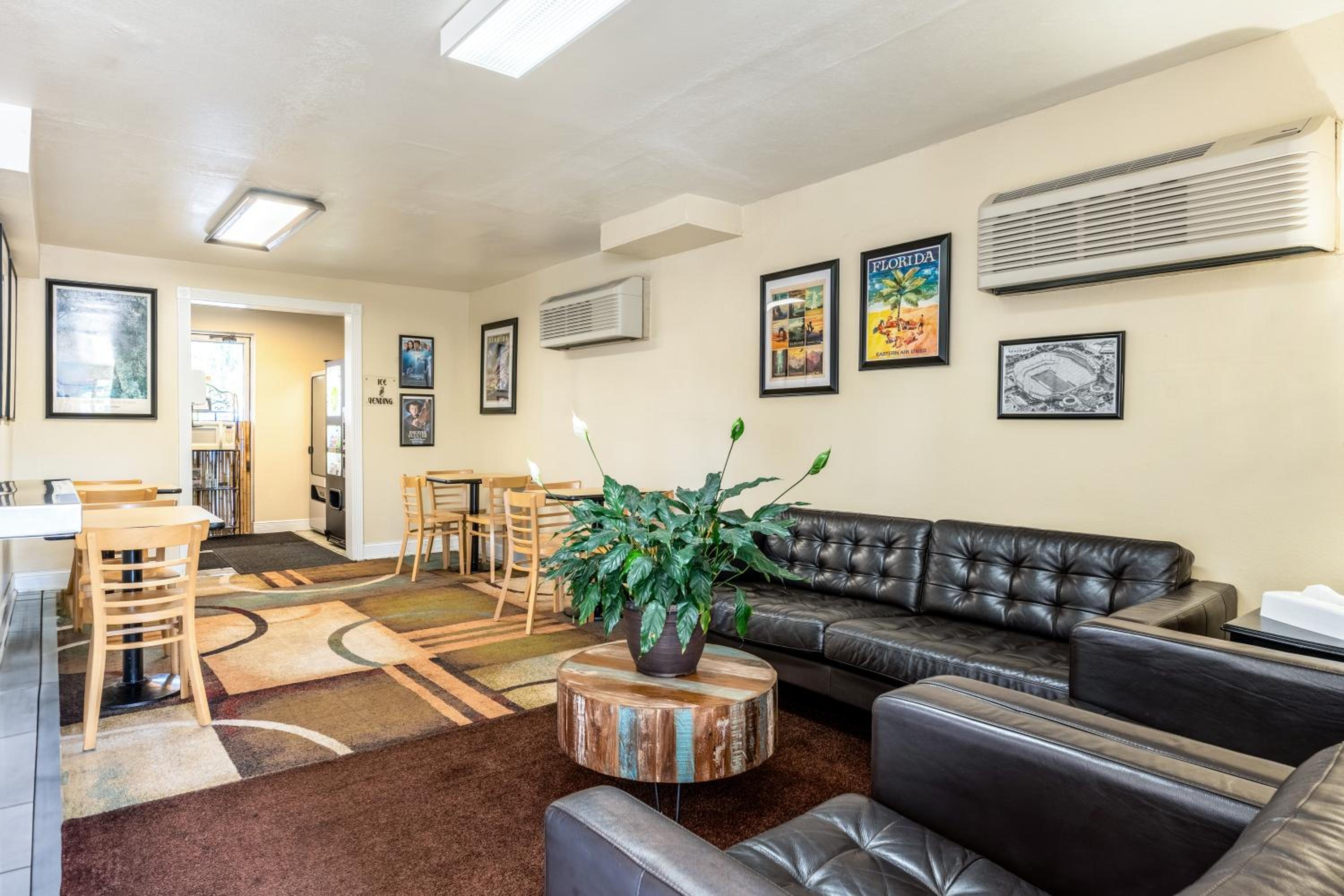 Lake City Vacations - Americas Best Value Inn - Lake City - Property Image 5