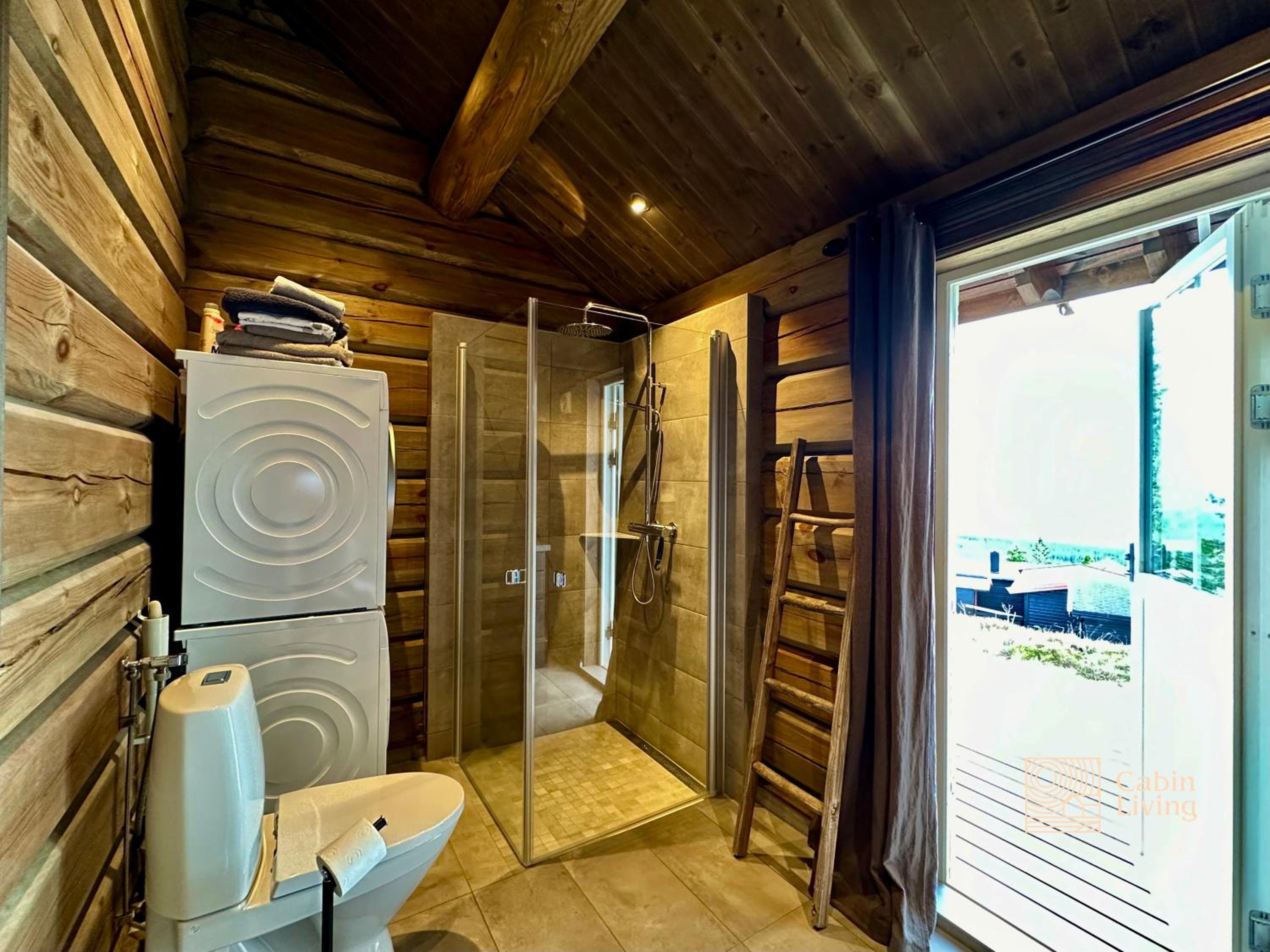 New log cabin with sauna, waxing shed & bench at Sjusjøen