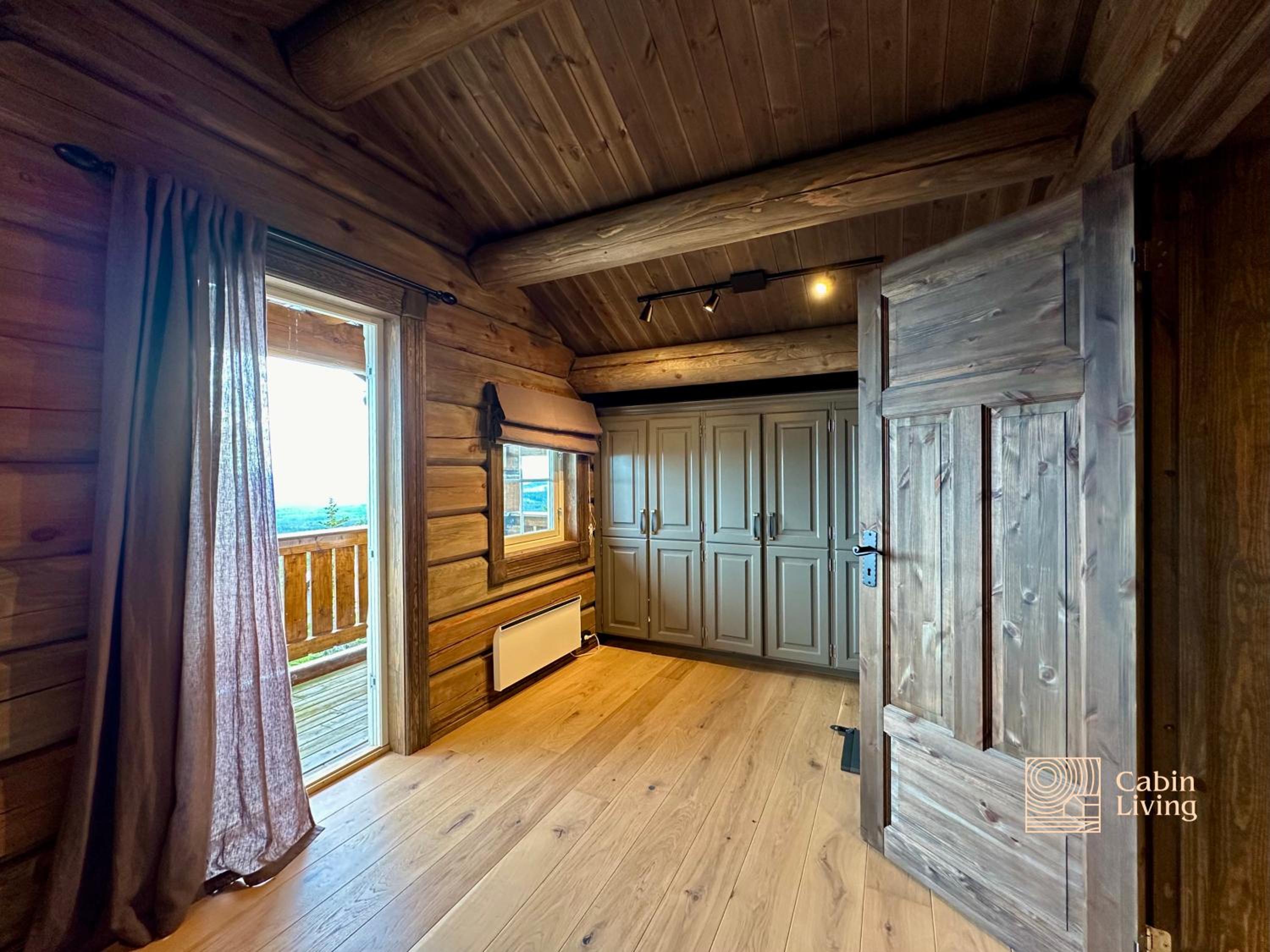 New log cabin with sauna, waxing shed & bench at Sjusjøen