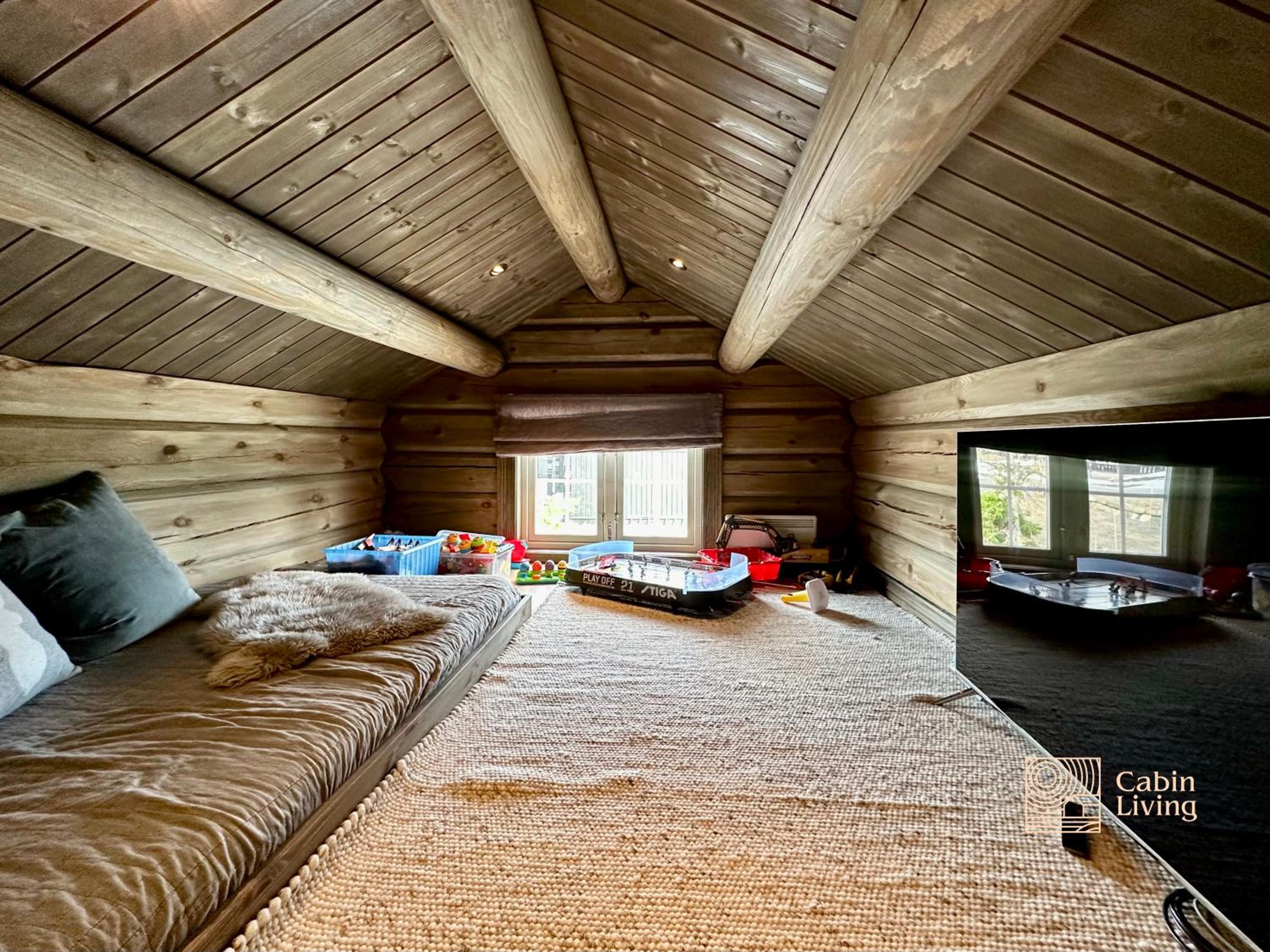 New log cabin with sauna, waxing shed & bench at Sjusjøen